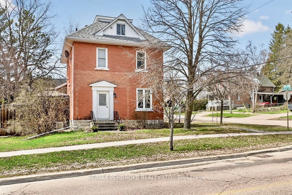 402 Christie Street, Pembroke, ON K8A 4R9 photo 5
