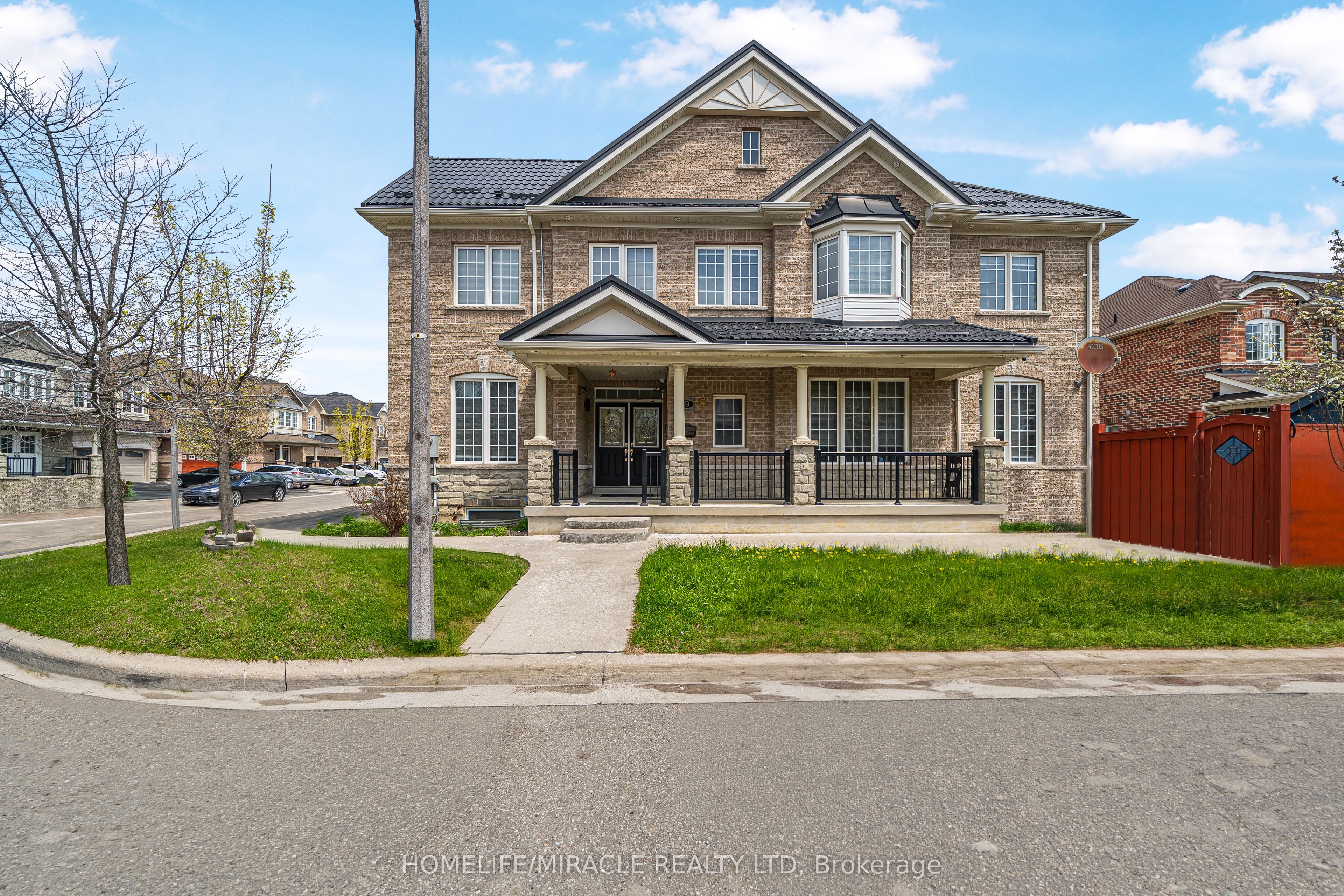 2 Doc Logheed Avenue, Southgate, ON N0C 1B0