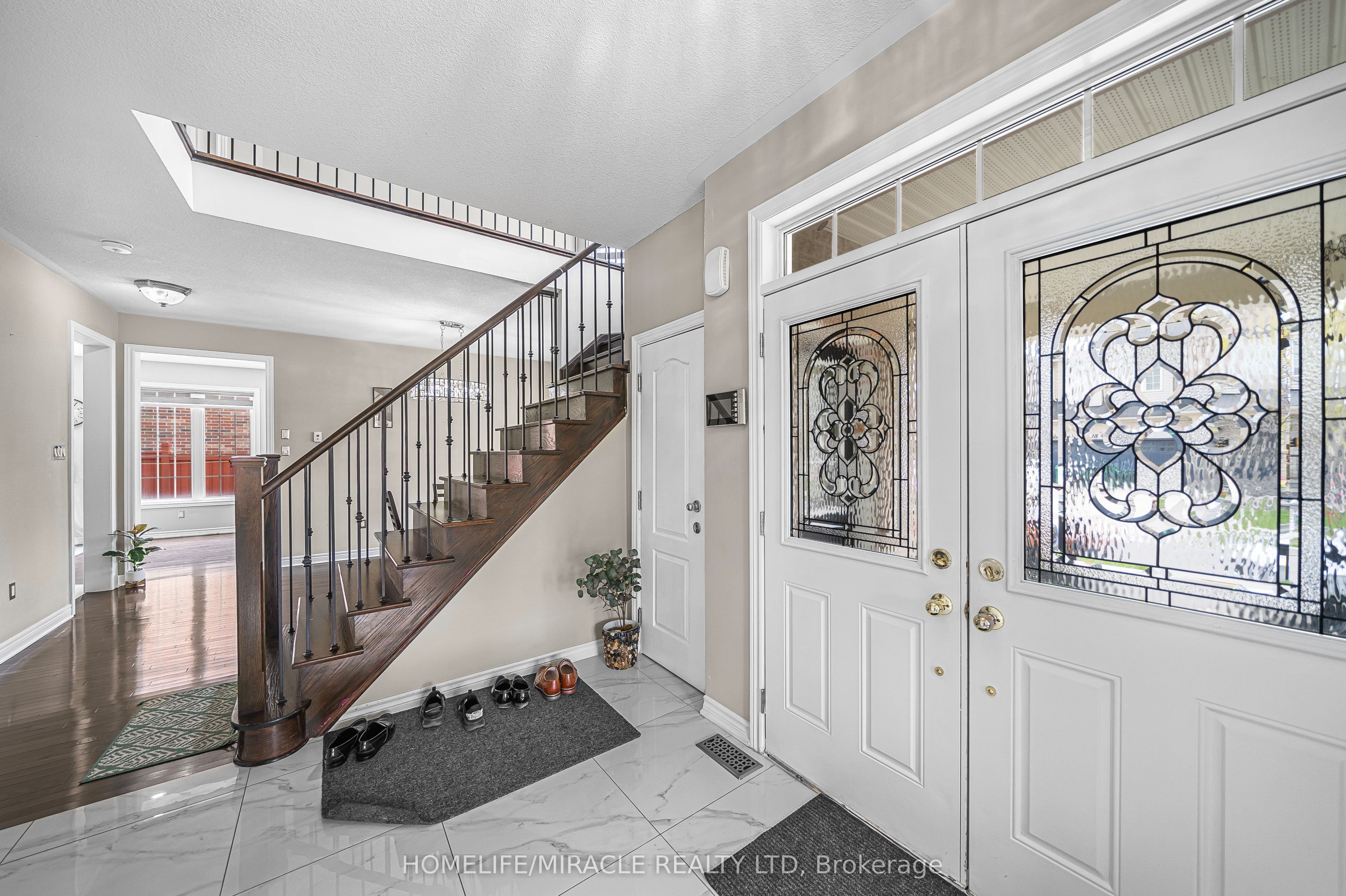 2 Doc Logheed Avenue, Southgate, ON N0C 1B0 photo 2