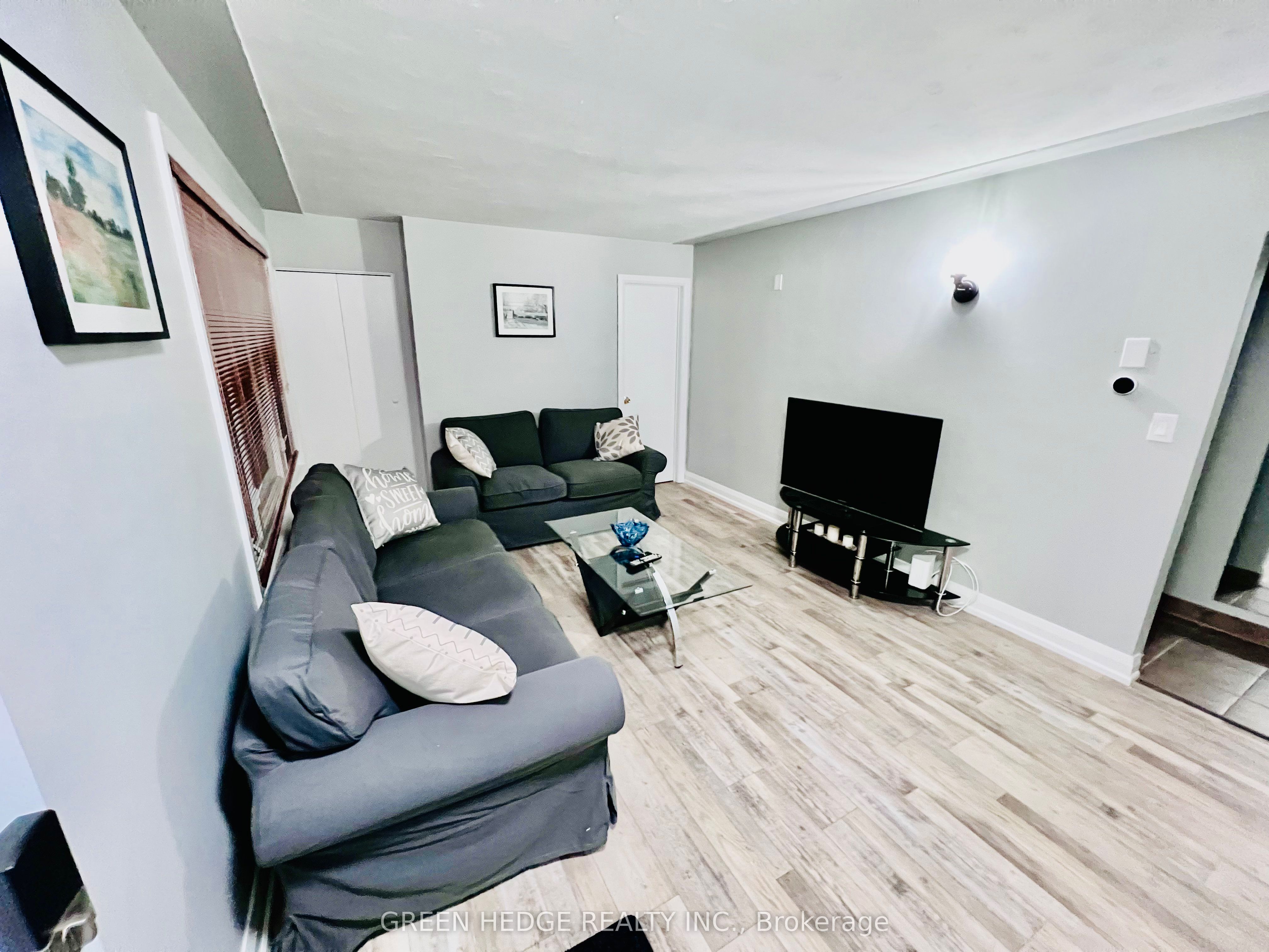 34 Stanley Avenue, Kitchener, ON N2K 1C5 photo 5