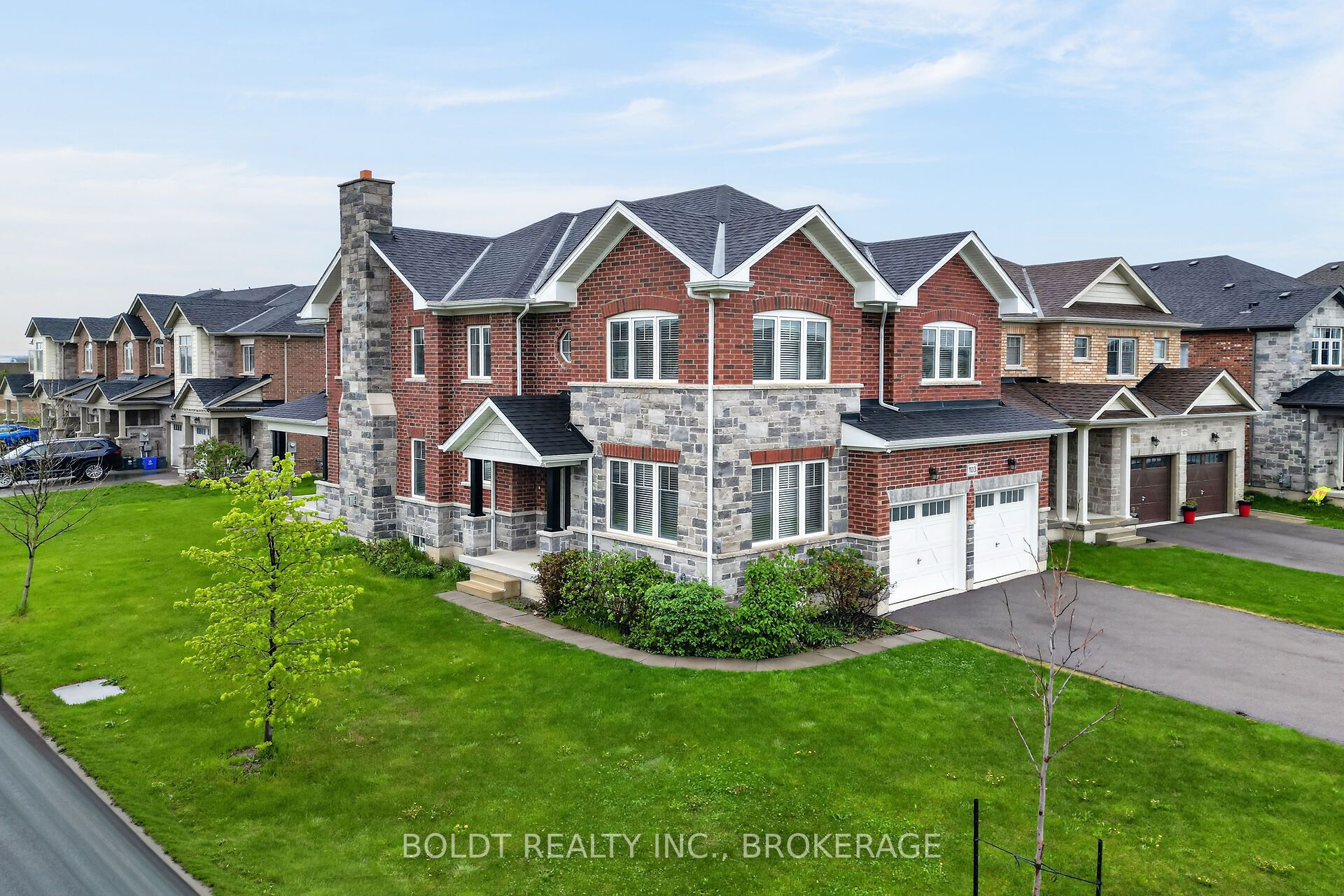 103 Homestead Way, Thorold, ON L2V 0J8 photo 3