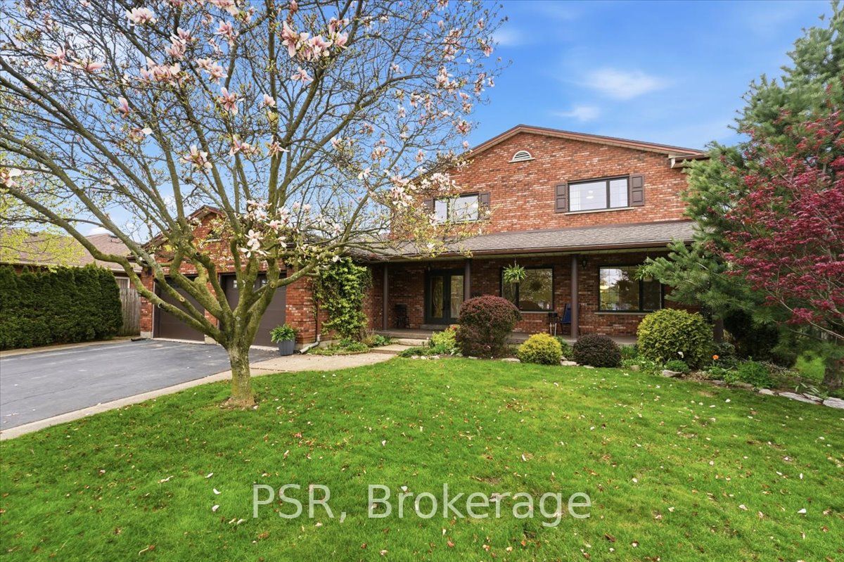 76 Walts Street, Welland, ON L3C 4J3 photo 2