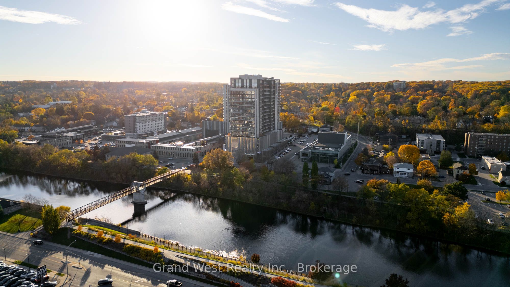 50 Grand Avenue S 602, Cambridge, ON N1S 0C2 photo 3