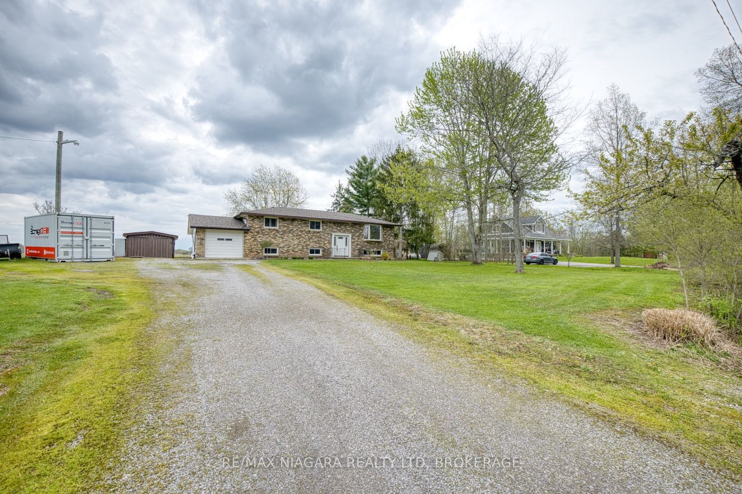 1506 Ott Road, Fort Erie, ON L0S 1S0 photo 2