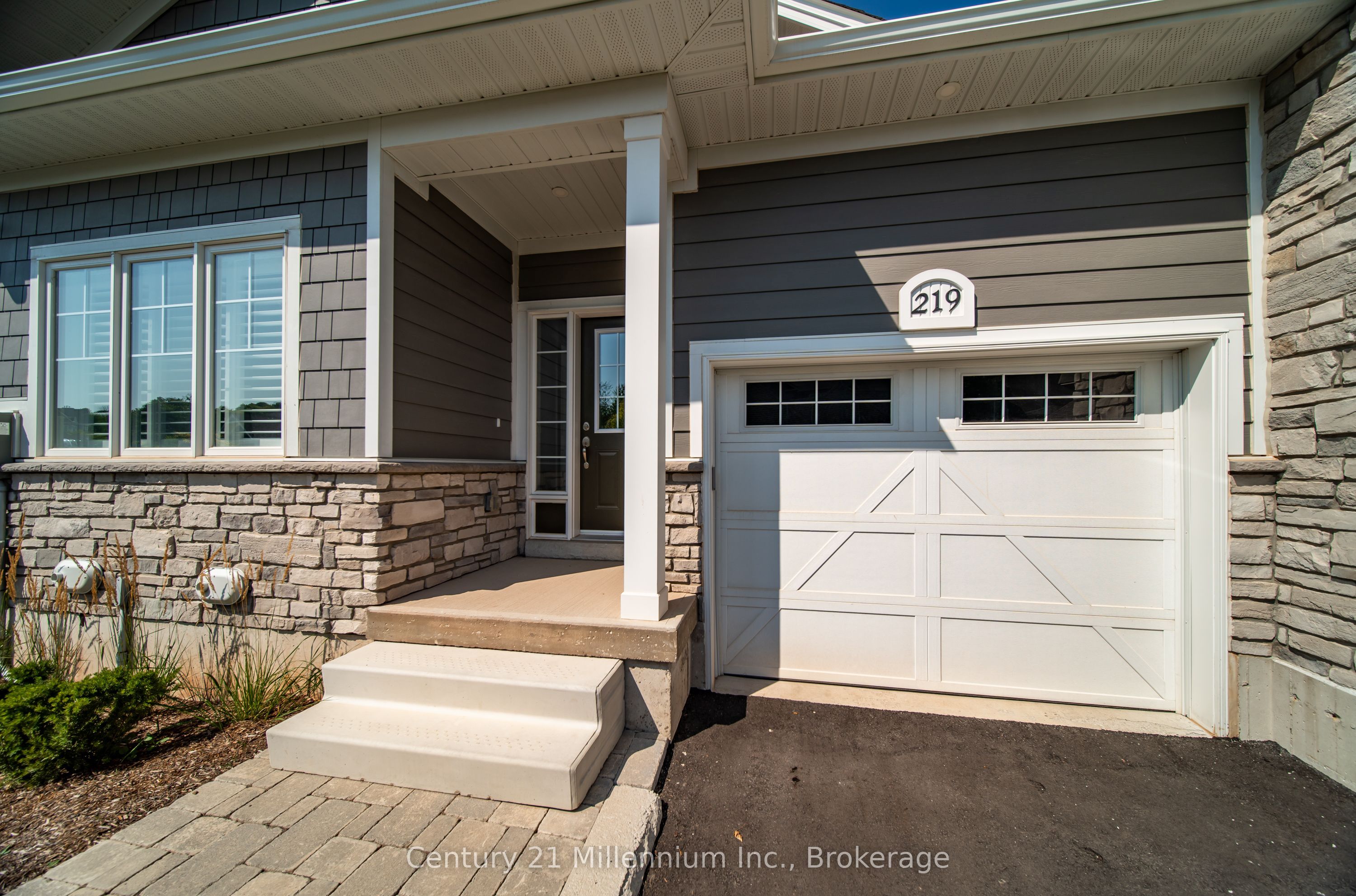219 Ironwood Way, Georgian Bluffs, ON N0H 1S0 photo 5