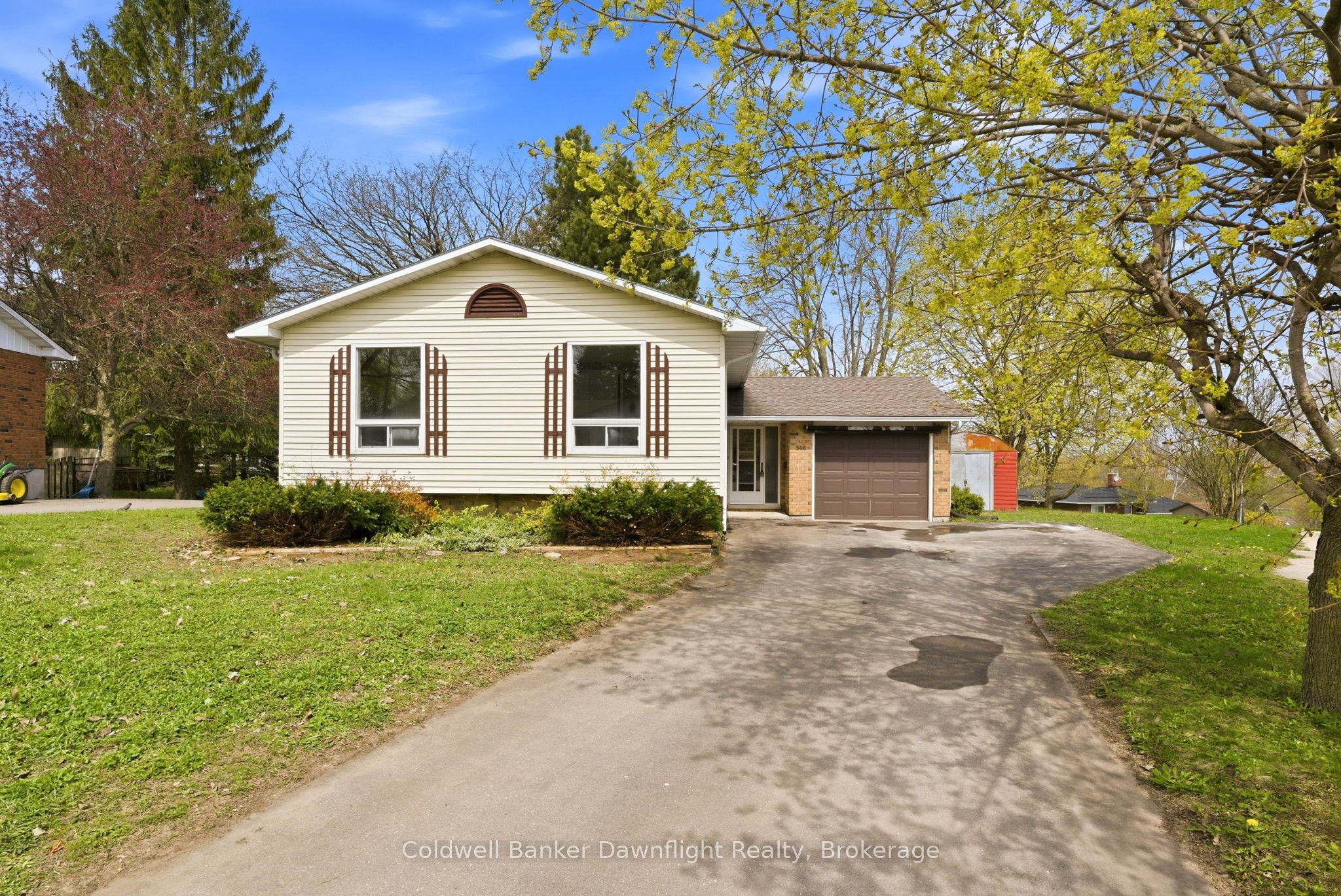 516 Maitland Court, North Huron, ON N0G 2W0