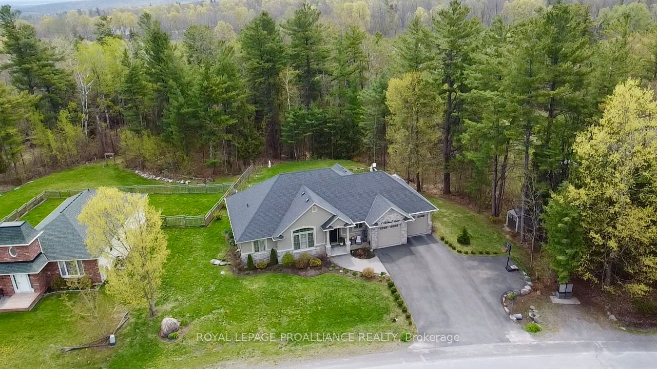 1 Cardinal Court, Quinte West, ON K8V 5P6
