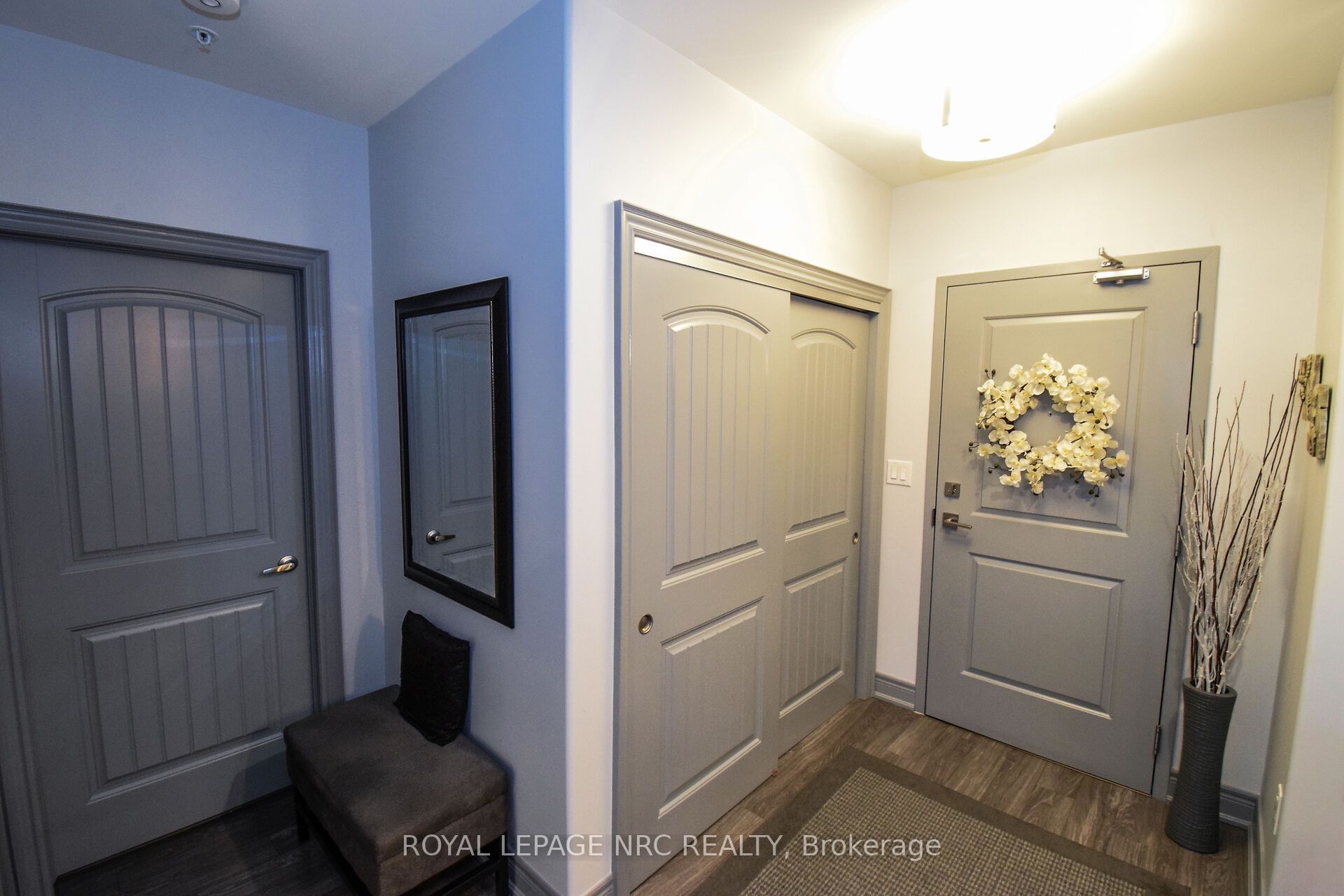 379 Scott Street 305, St. Catharines, ON L2M 3W2 photo 4