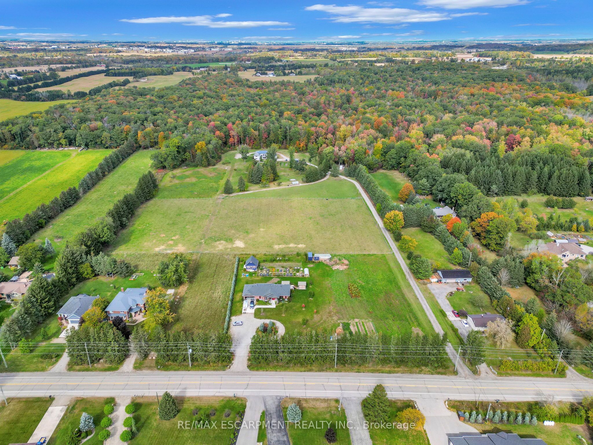 1392 Wrigley Road, North Dumfries, ON N0B 1E0 photo 2