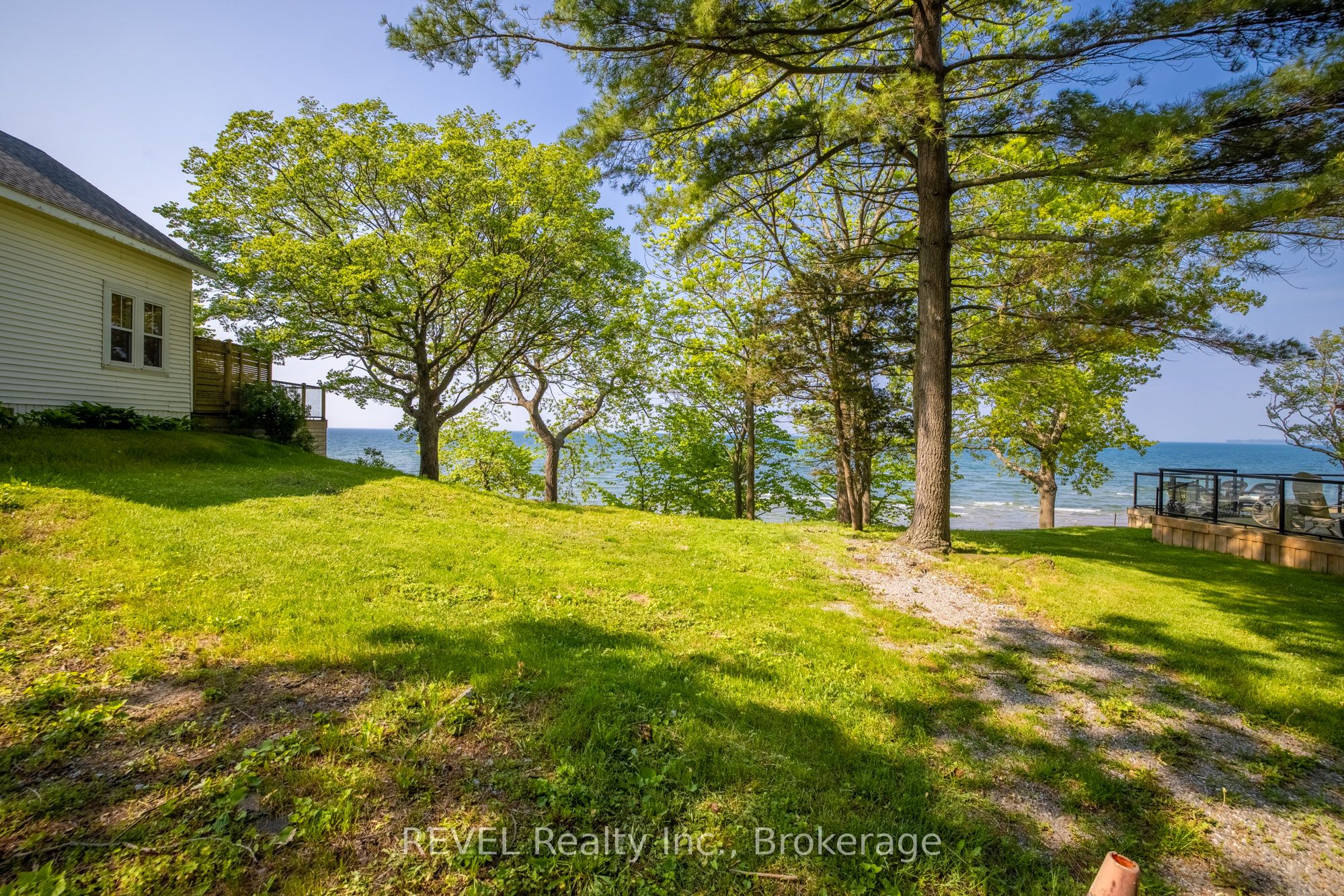 12113 Augustine Road, Wainfleet, ON L0S 1V0 photo 4