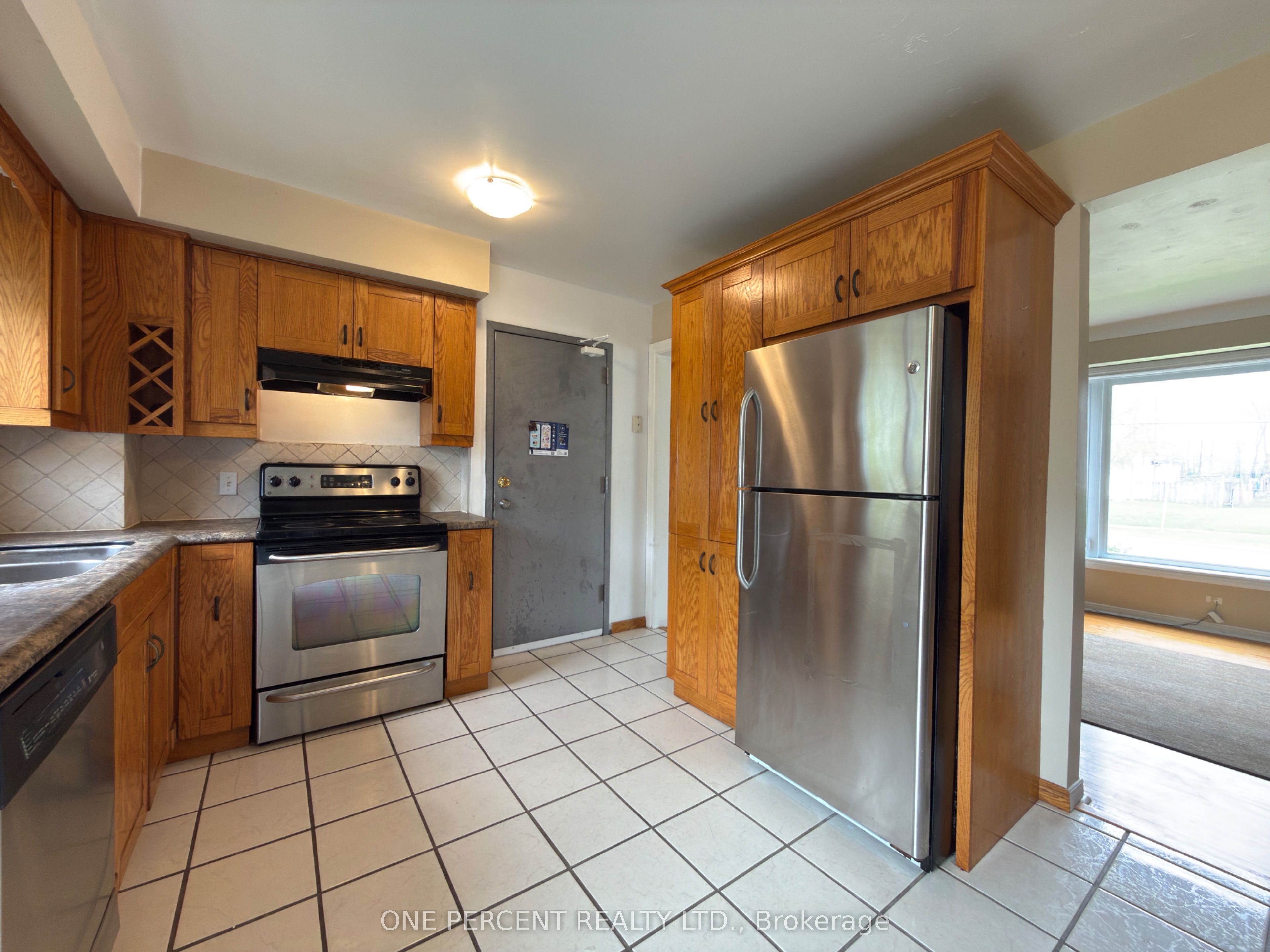 99 Louth Street, St. Catharines, ON L2S 2T7 photo 5