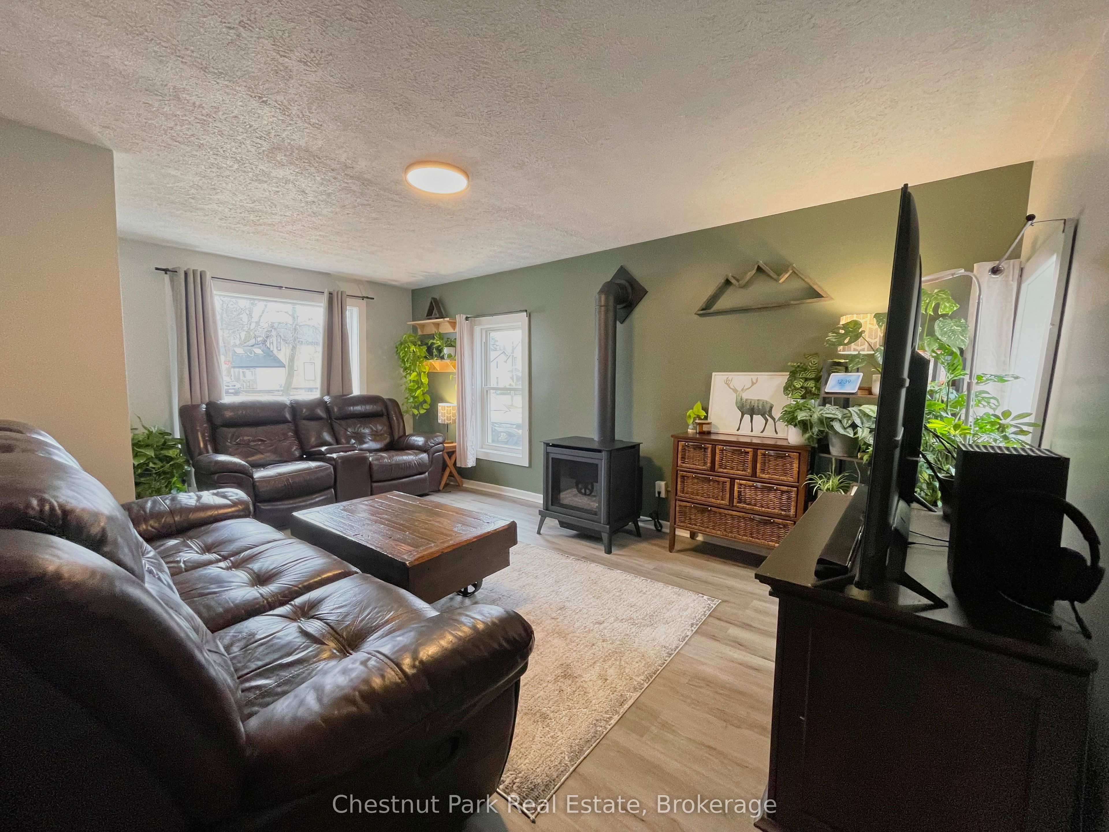 529 Claude Street, South Bruce Peninsula, ON N0H 2T0 photo 5