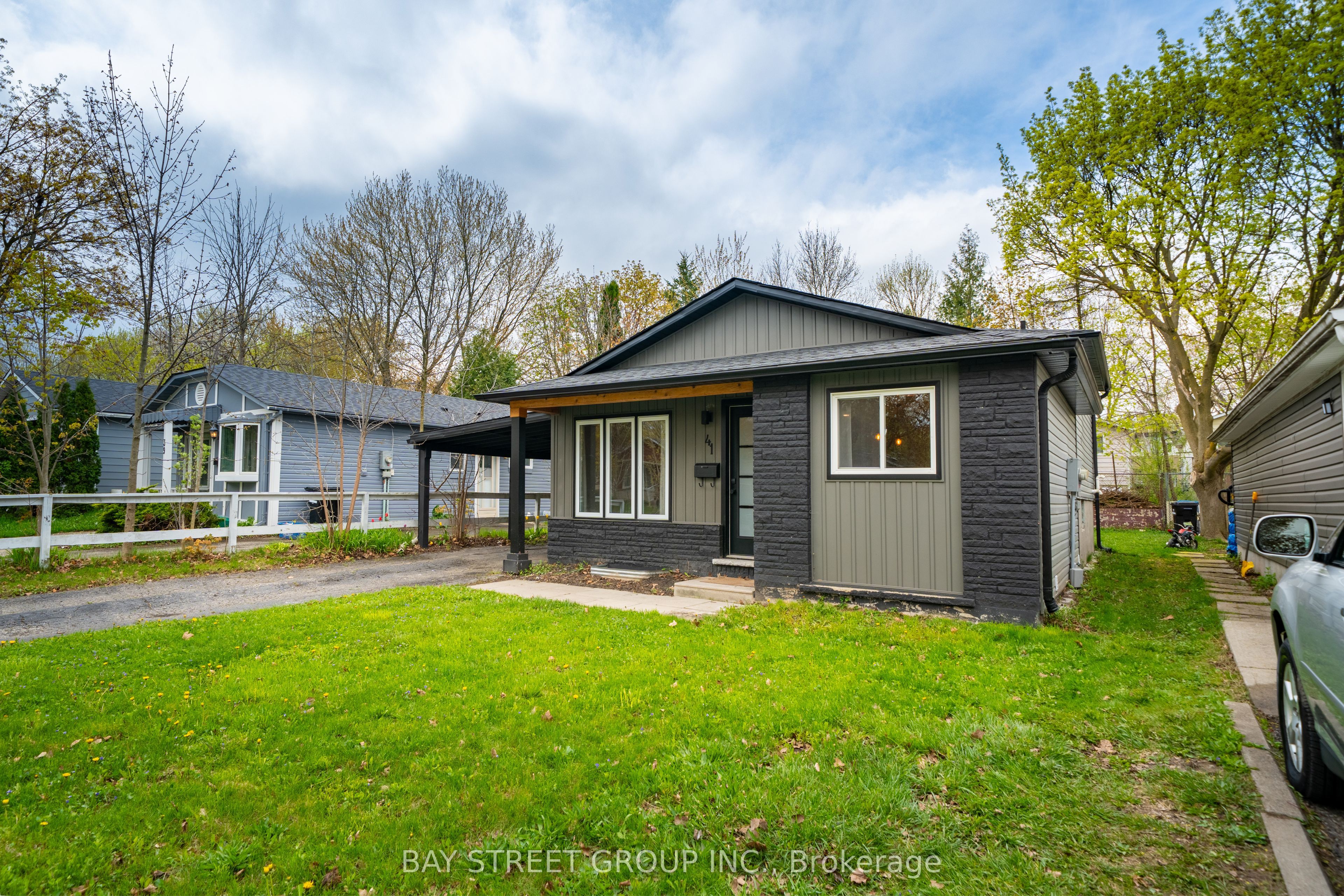 41 Helene Crescent, Waterloo, ON N2L 5E6 photo 4