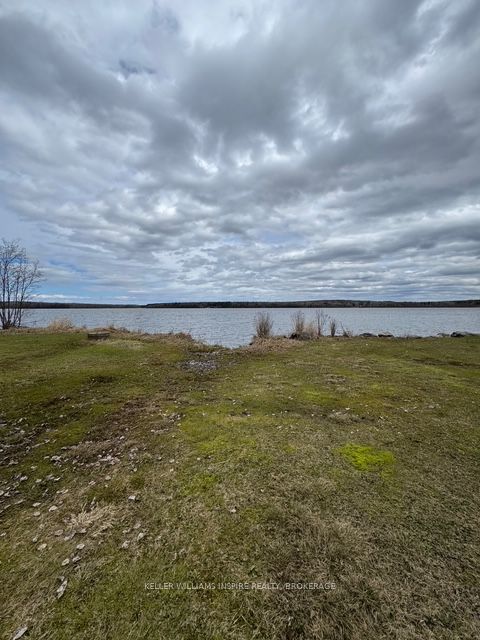 138 Islandview Lane S, Chisholm, ON P0H 1Z0 photo 4