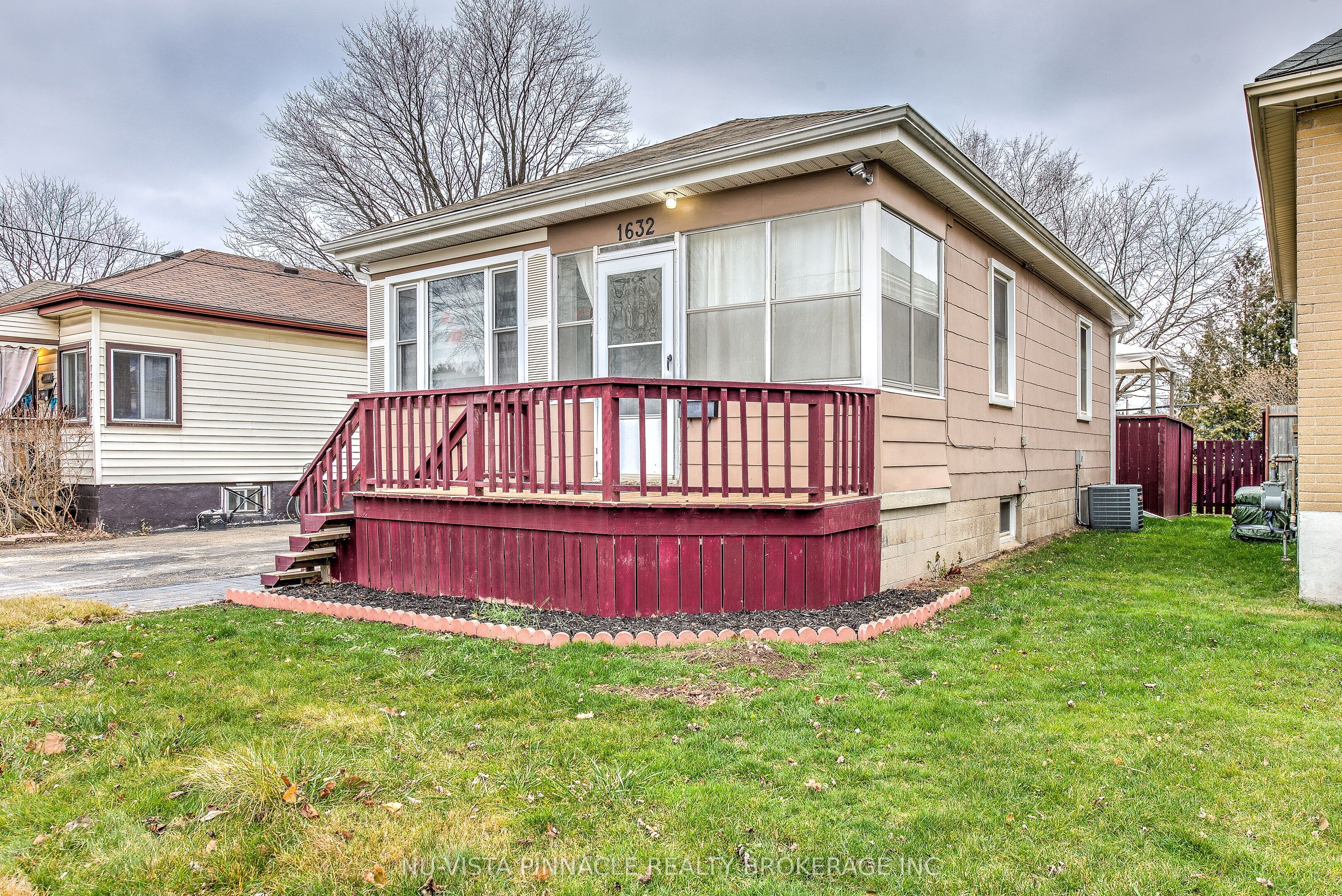 1632 Churchill Avenue, London East, ON N5W 2K9 photo 2