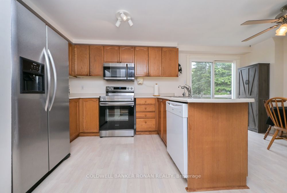 56 Edward Street, Mapleton, ON N0G 1P0 photo 4