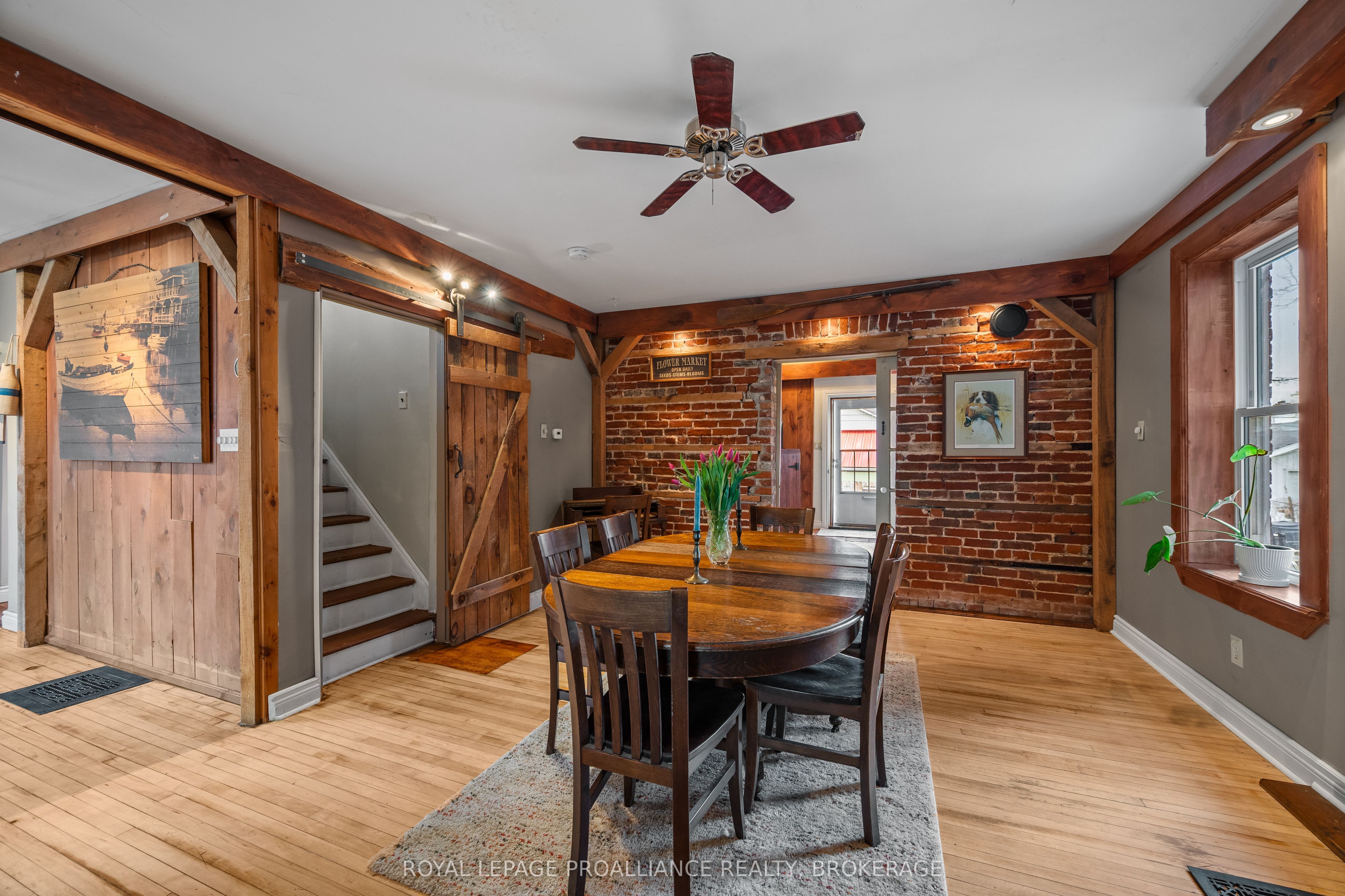 277 Brock Street, Gananoque, ON K7G 1K5 photo 5