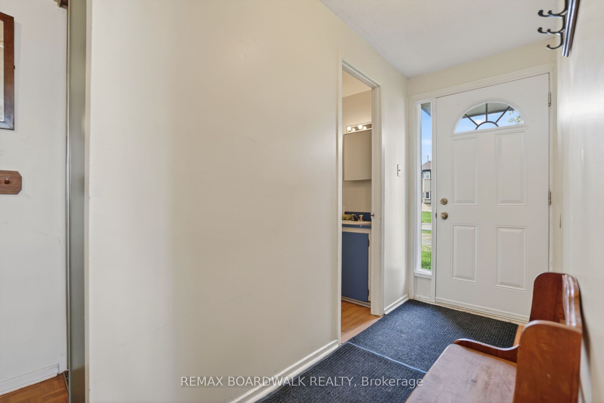 5 Vanessa Terrace D, Barrhaven, ON K2J 1Y4 photo 4