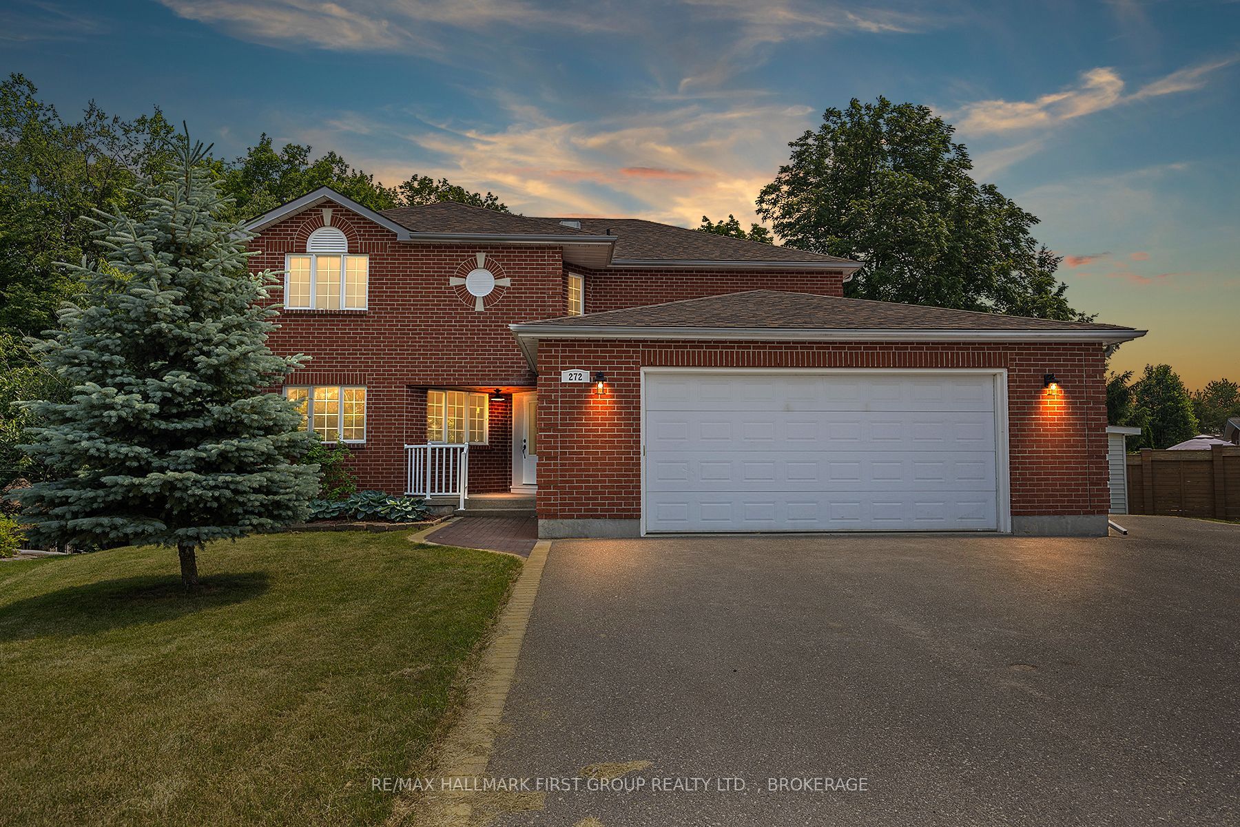 272 FRIARHILL Crescent, Kingston, ON K7M 8P4