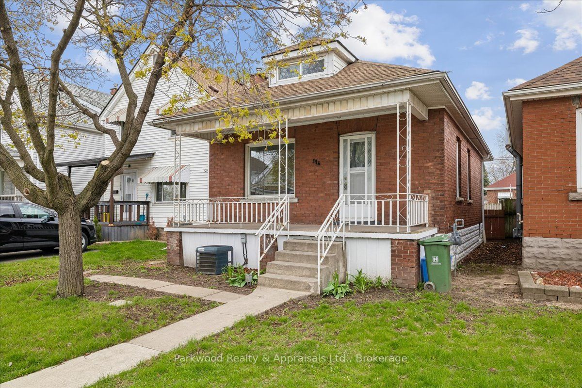 114 Garside Avenue N, Hamilton, ON L8H 4W3