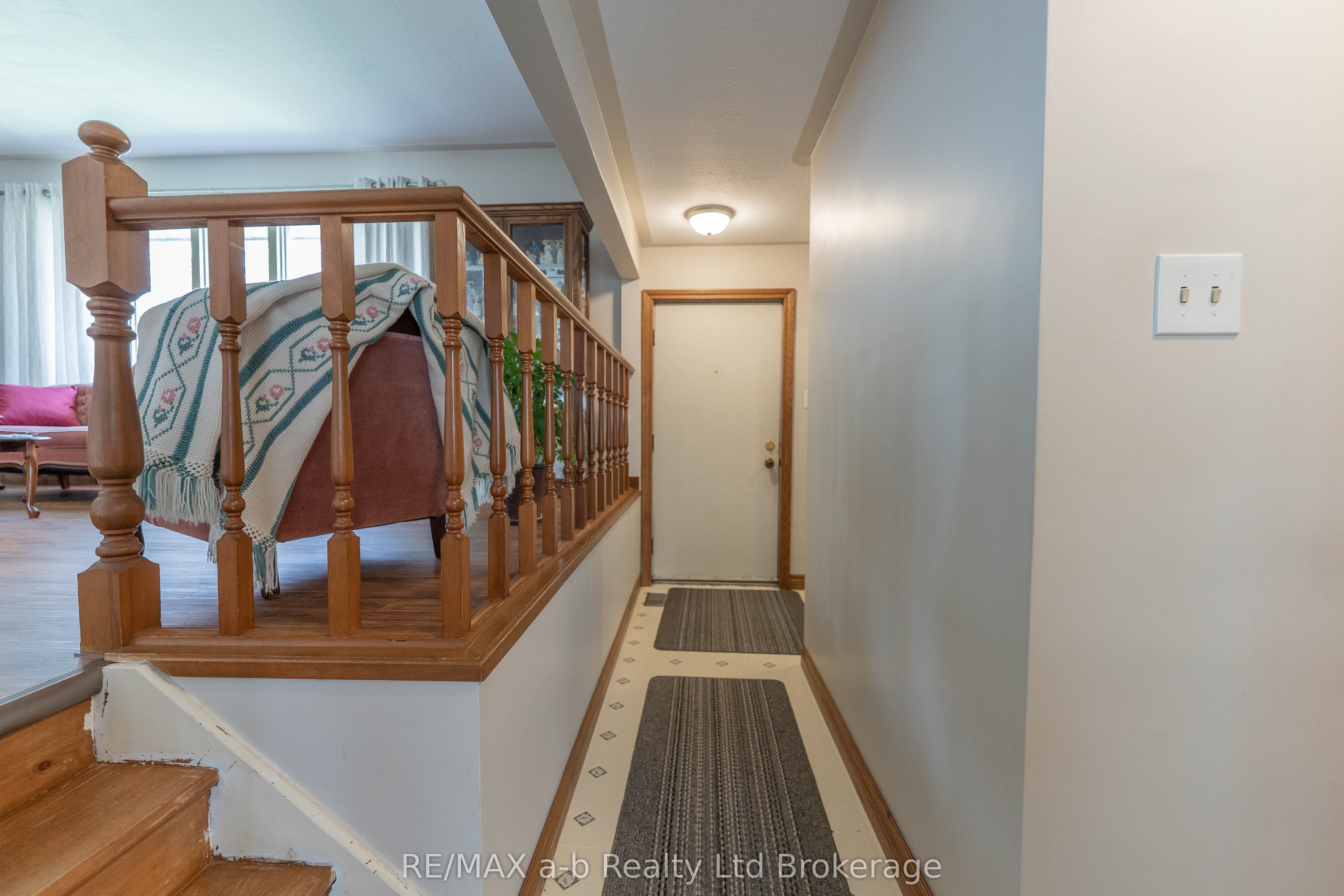 2 Cranberry Road, Tillsonburg, ON N4G 4Y9 photo 5