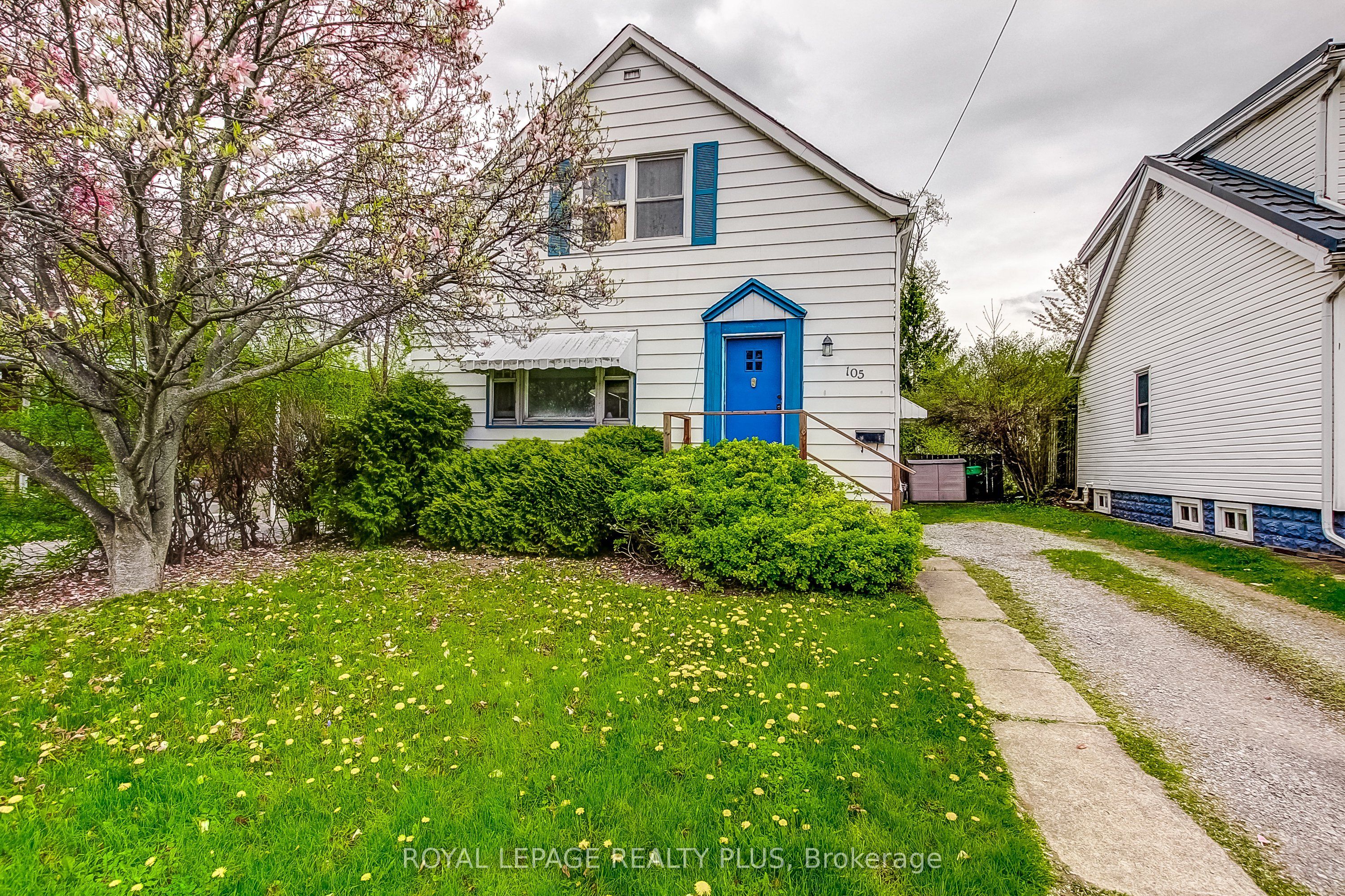 105 Hillview Street, Hamilton, ON L8S 2Z4