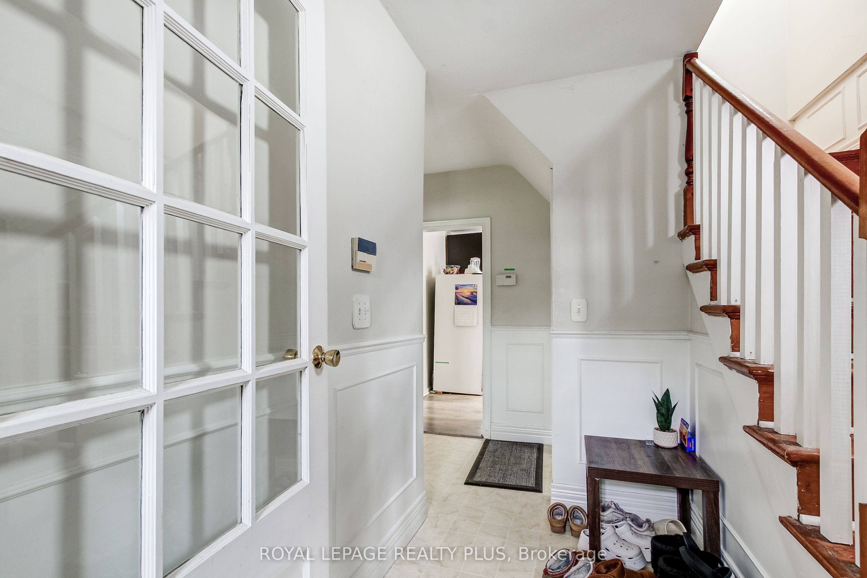 105 Hillview Street, Hamilton, ON L8S 2Z4 photo 4