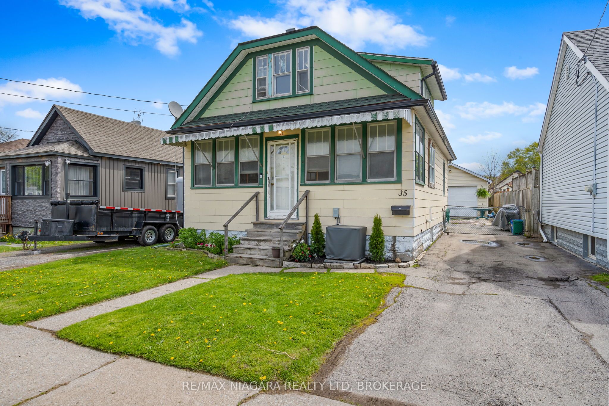 35 Deere Street, Welland, ON L3B 2L7