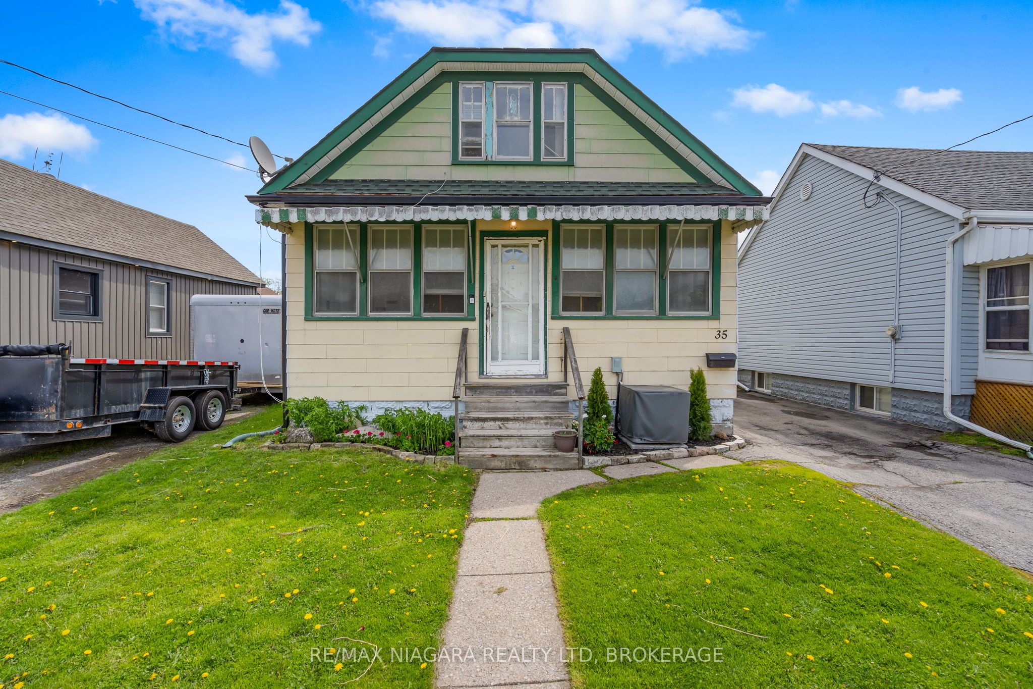 35 Deere Street, Welland, ON L3B 2L7 photo 2