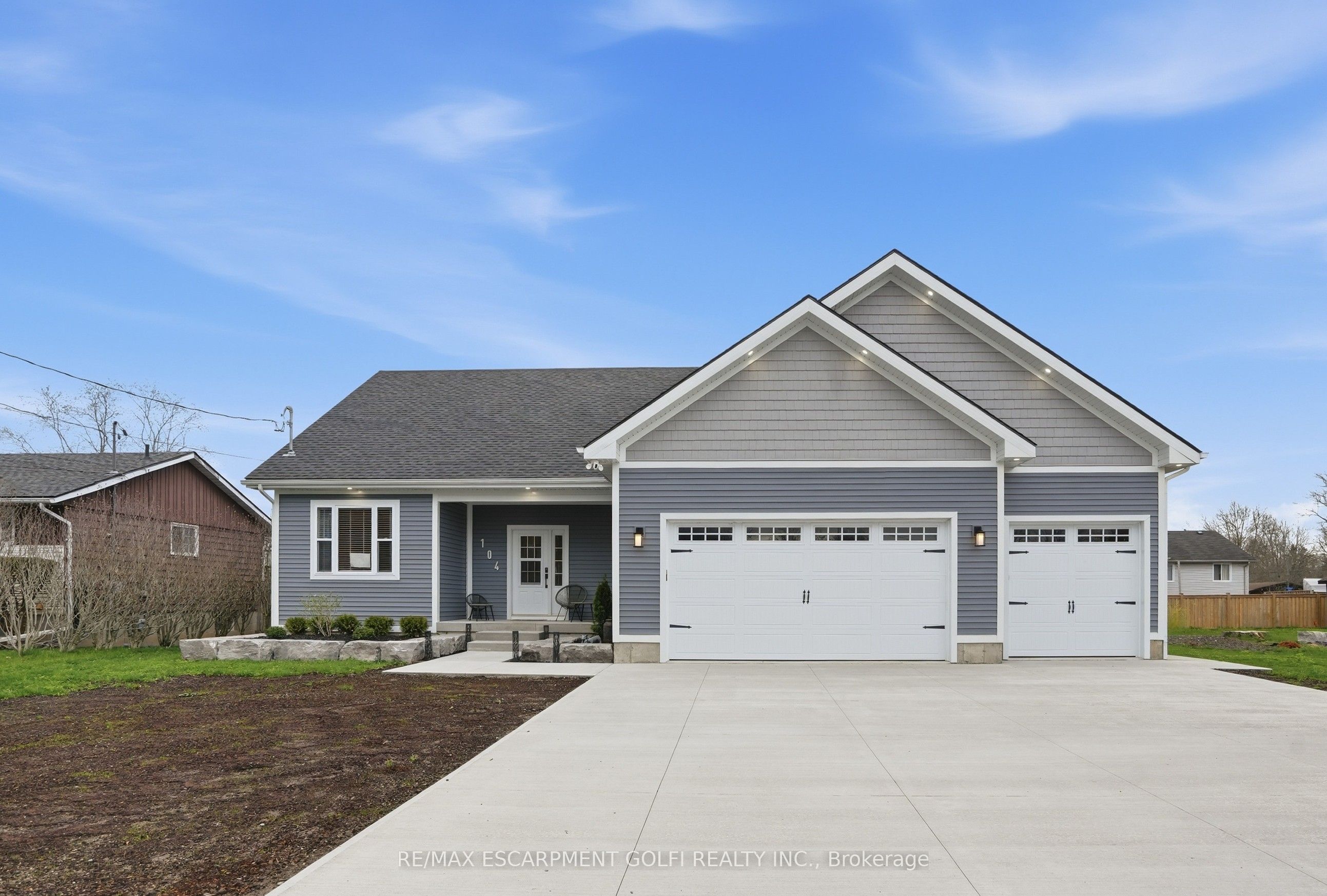 104 Neva Road, Fort Erie, ON L0S 1N0 photo 2