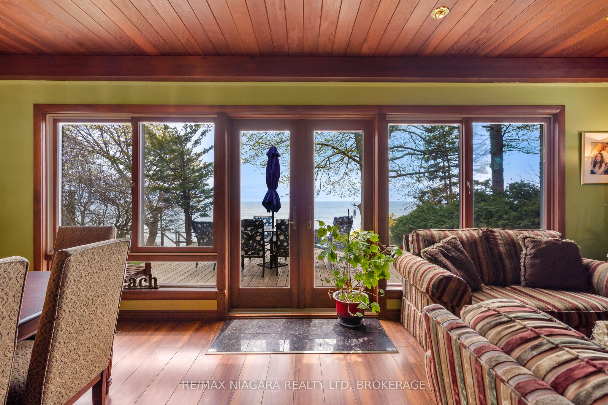 10419 Lakeshore Road, Wainfleet, ON L3K 5V4 photo 5