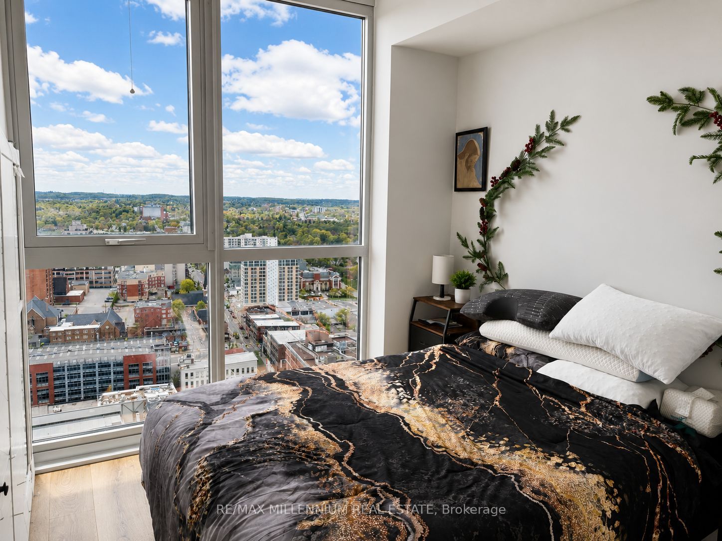 60 Frederick Street 2610, Kitchener, ON N2H 0C7 photo 5