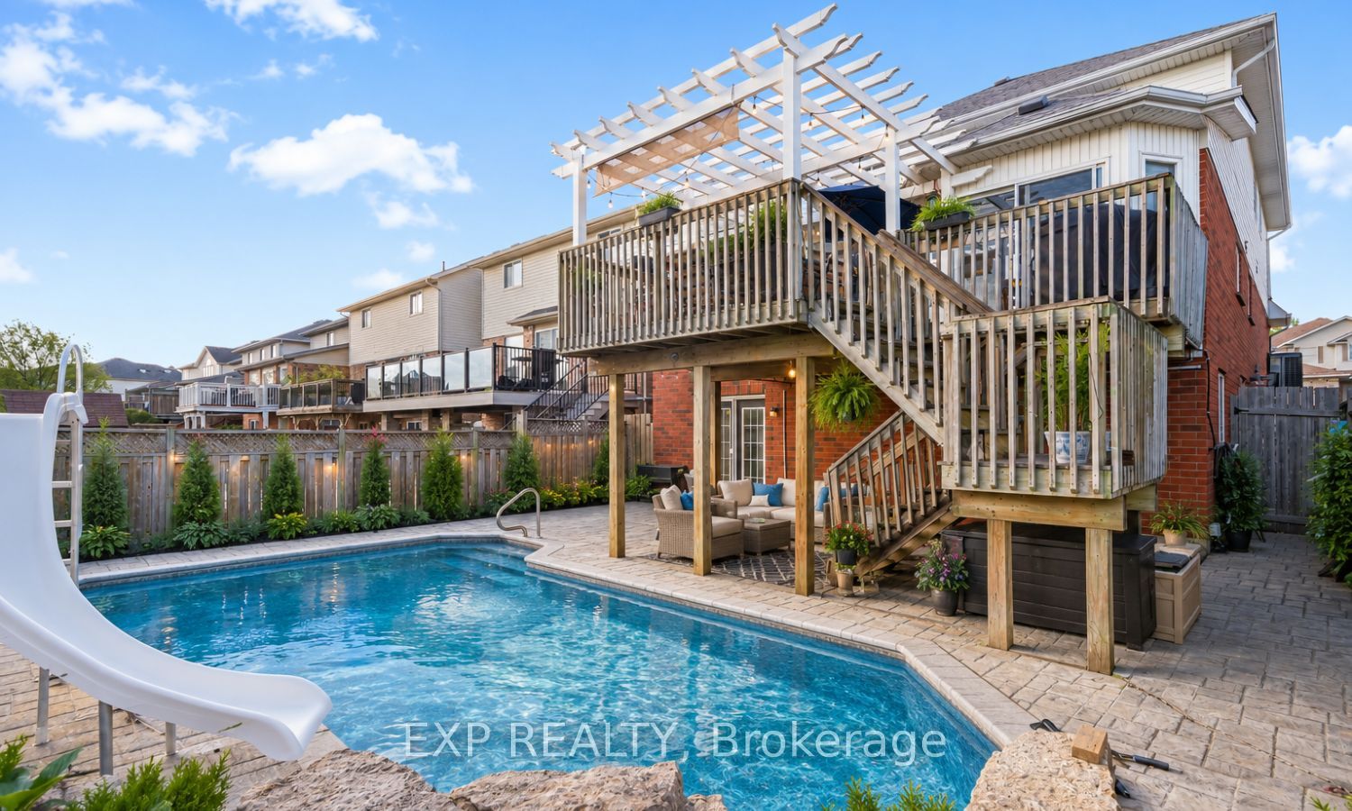 195 Green Vista Drive, Cambridge, ON N1T 1Y9 photo 3