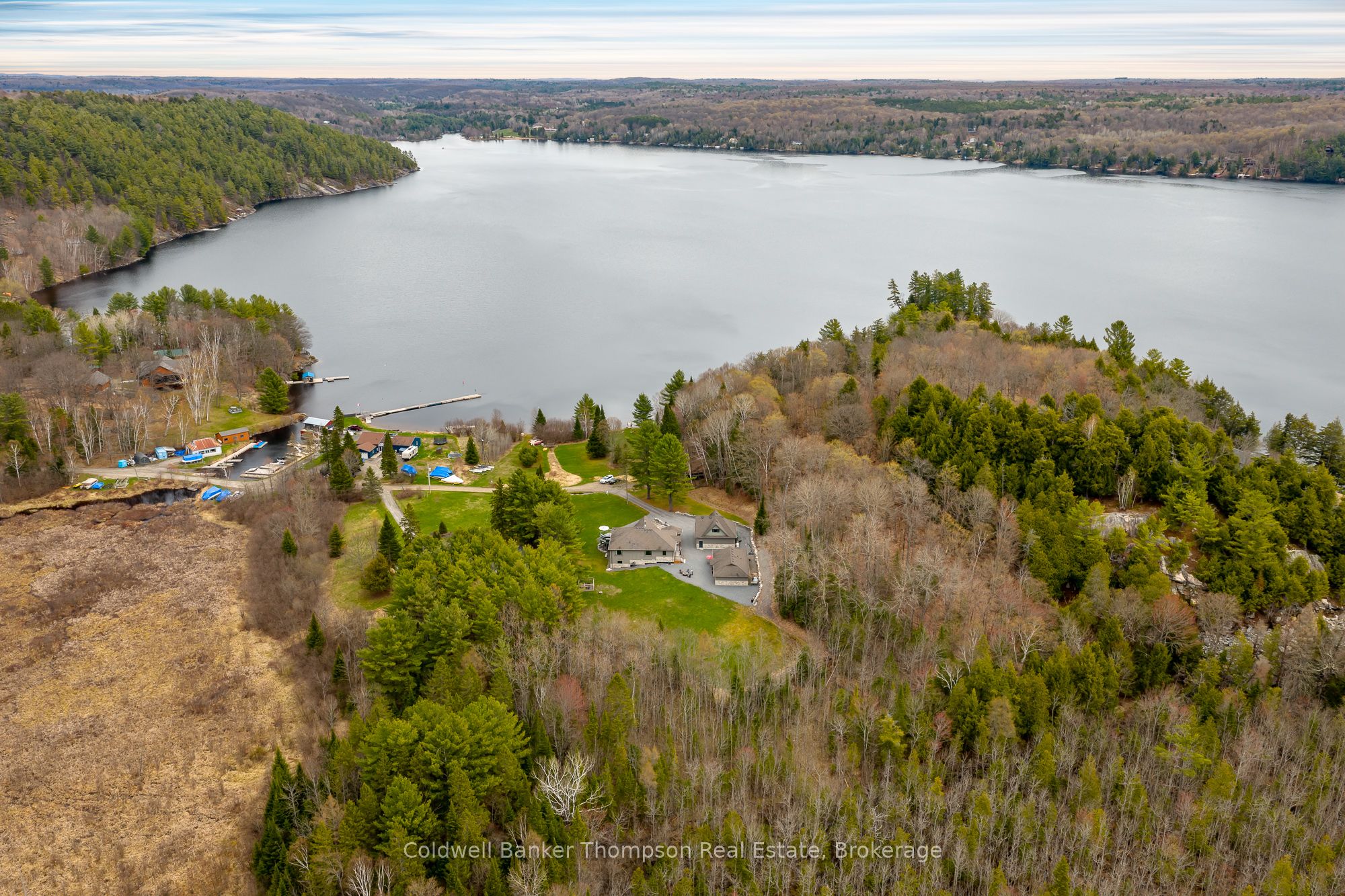 112 Fitzgerald Drive, Huntsville, ON P0B 1M0 photo 2