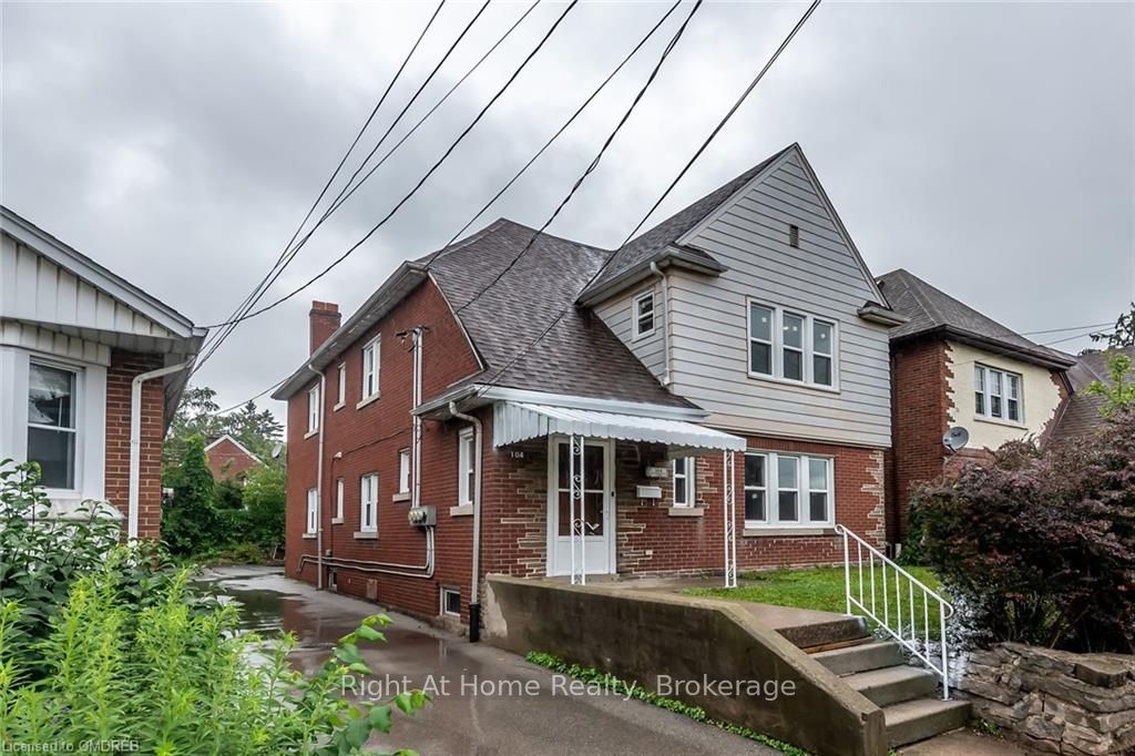 104 LONGWOOD Road S 2 Room #1, Hamilton, ON L8S 1S6 photo 3