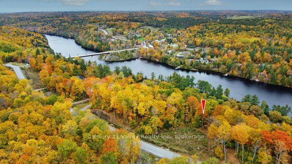 83 Shady Maple Road, McNab/Braeside, ON K0J 1G0