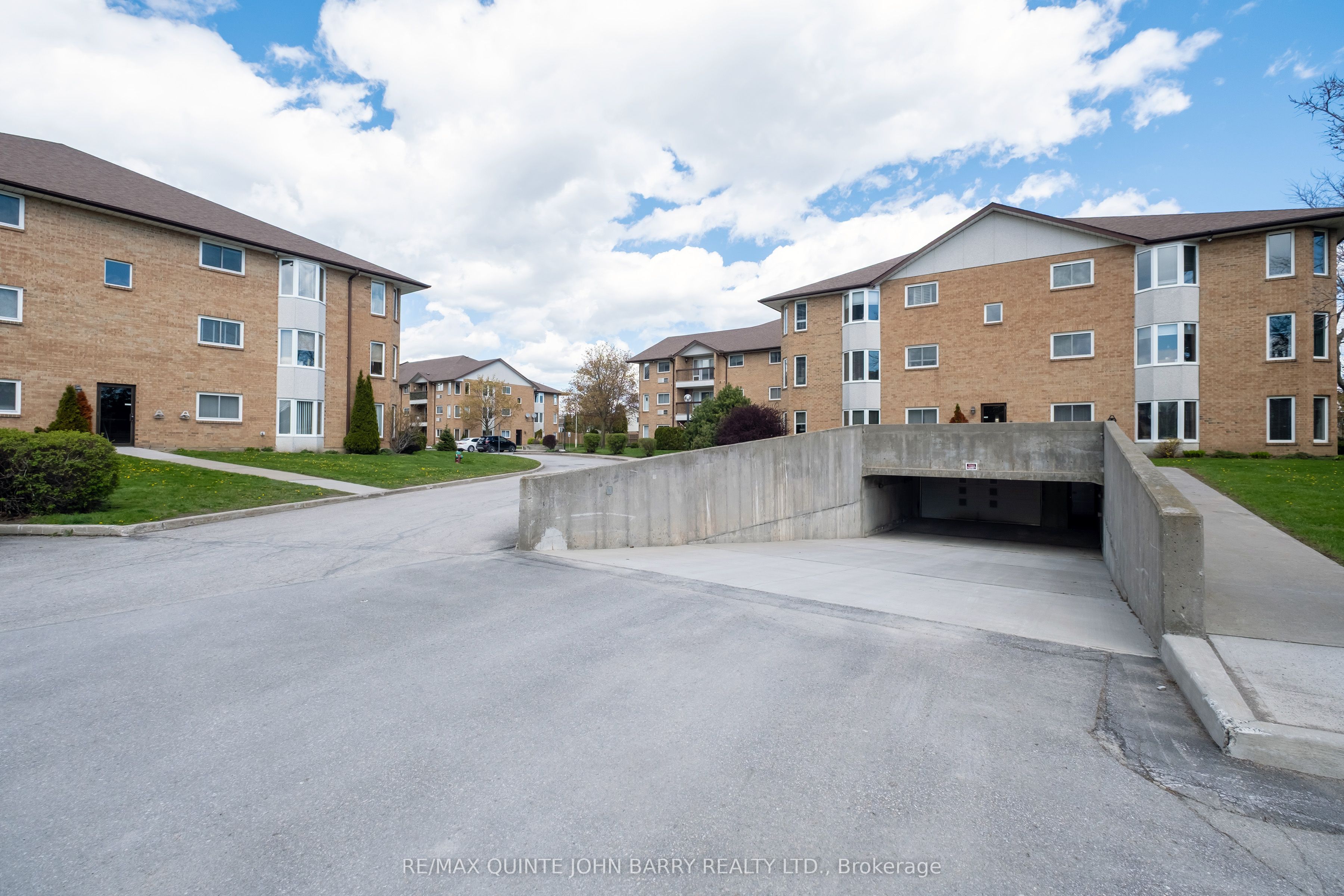 202-56 Tripp Boulevard, Quinte West, ON K8V 5V1 photo 4