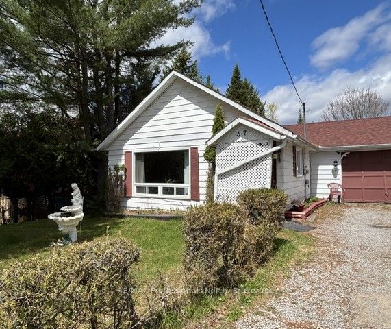 37 Prince Street, Minden Hills, ON K0M 2K0 photo 2