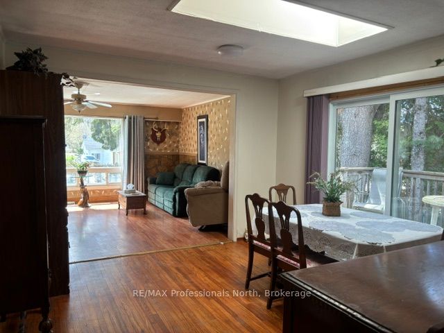 37 Prince Street, Minden Hills, ON K0M 2K0 photo 3