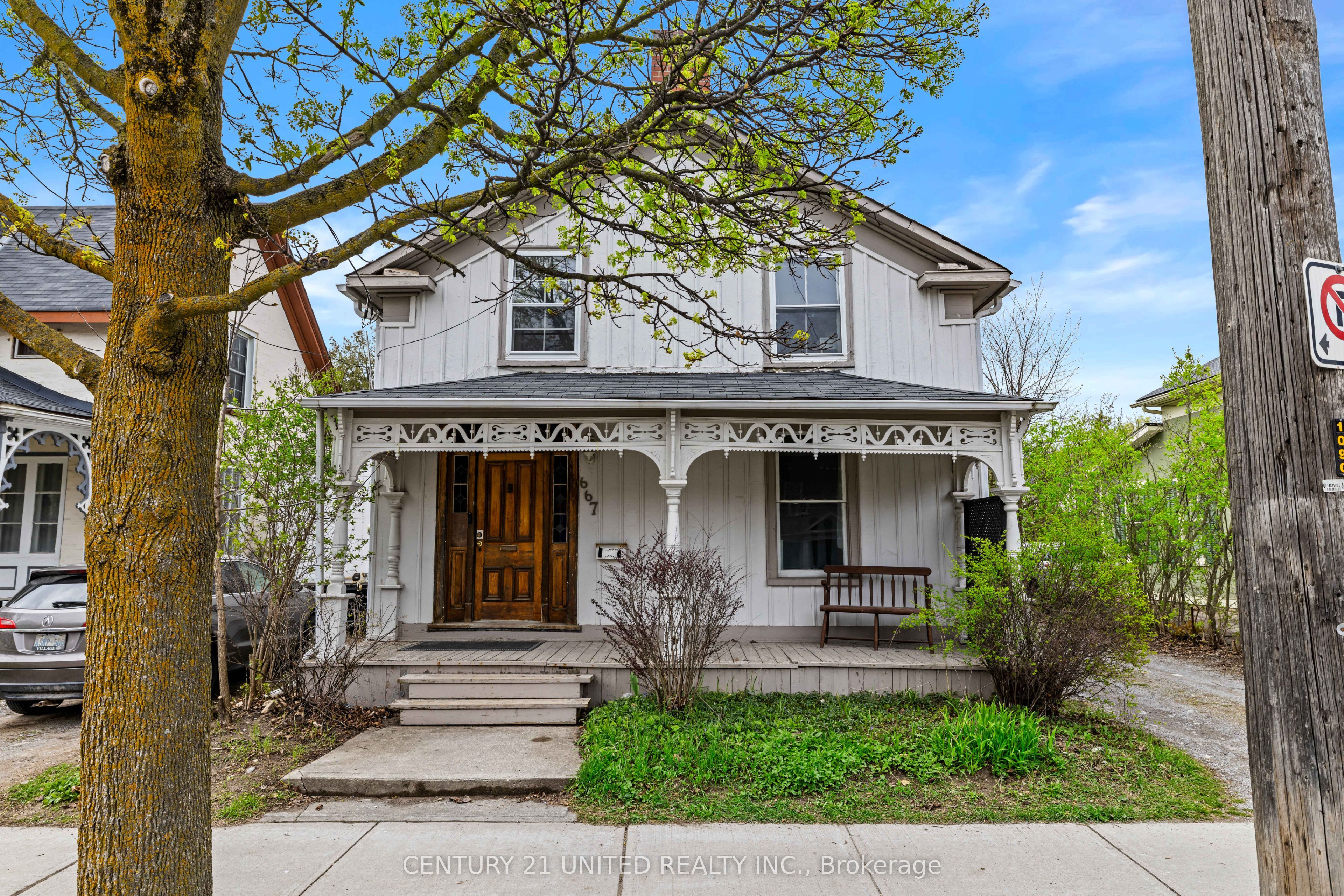 667 George Street N, Peterborough, ON K9H 3S7