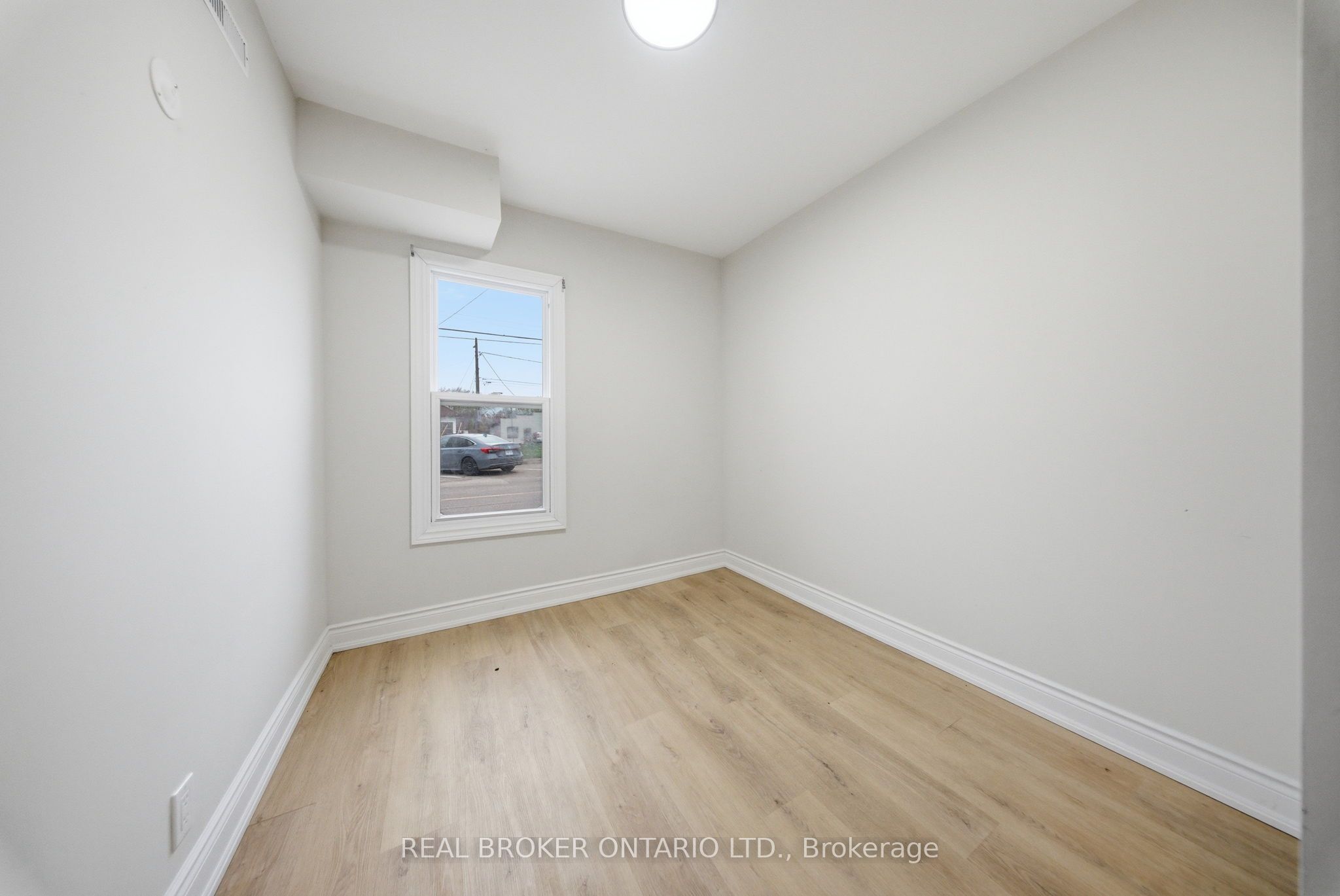 129 Durham Street, Port Colborne, ON L3K 1E1 photo 5