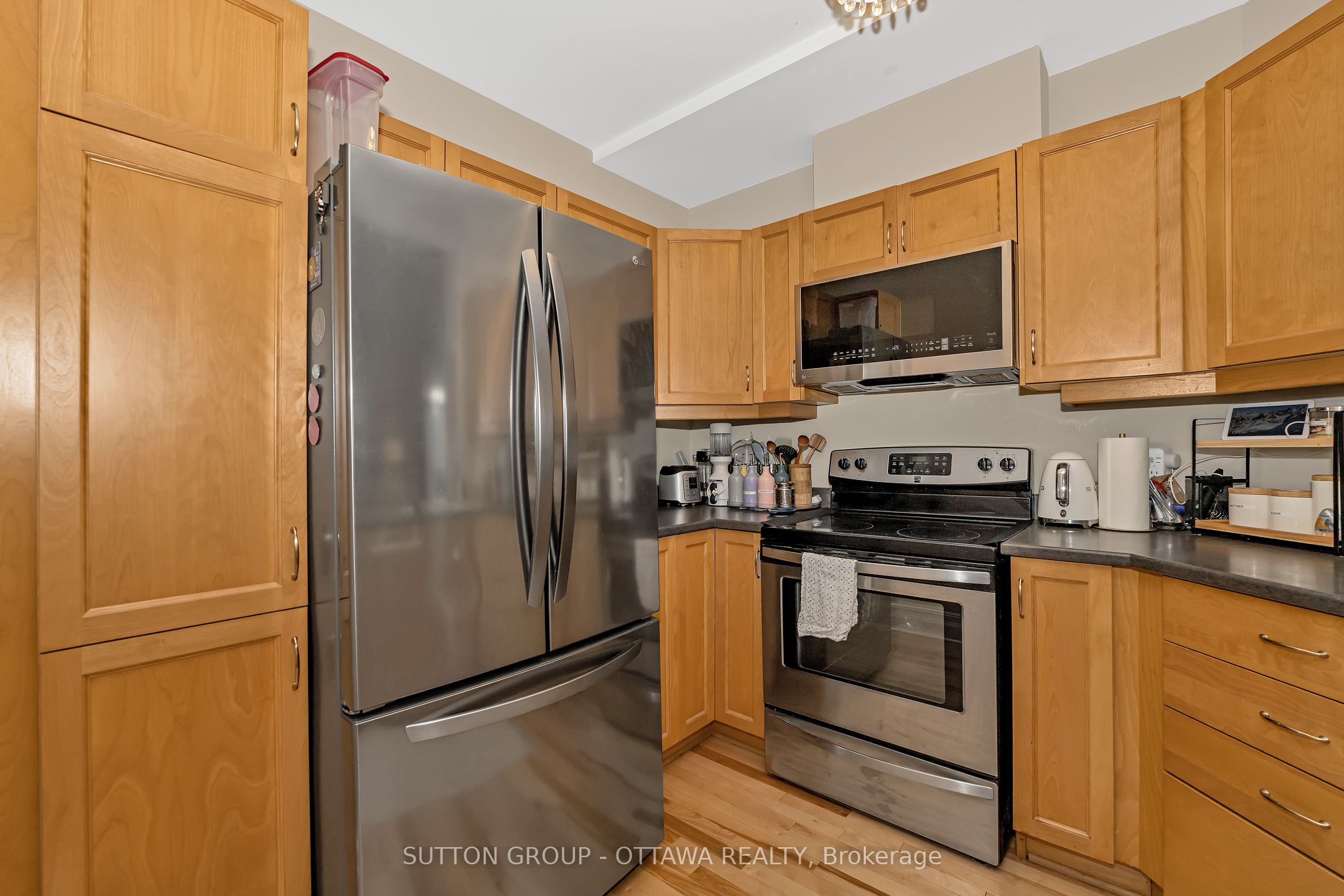 375 Lisgar Street 903, Ottawa Centre, ON K2P 0E3 photo 2