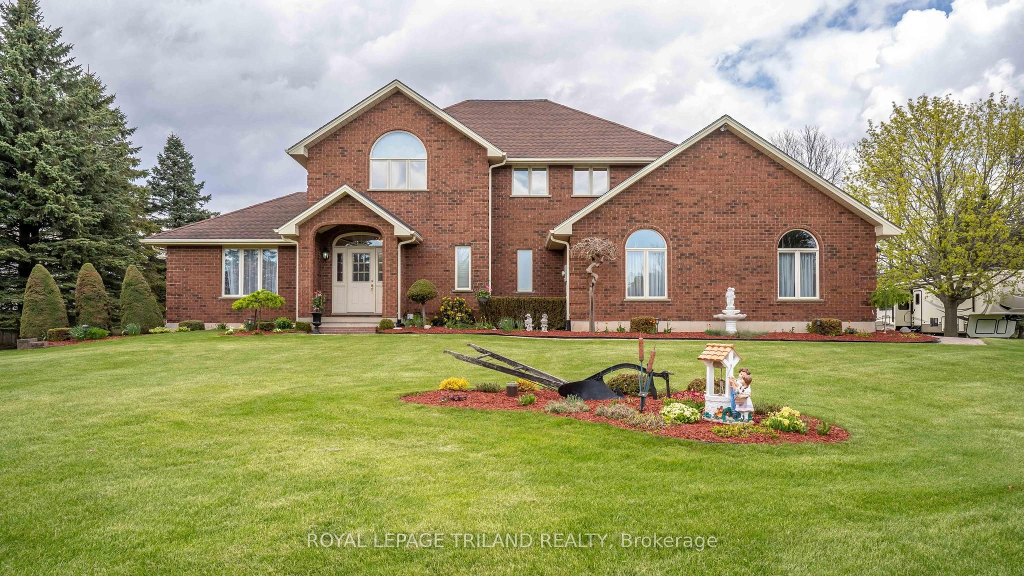 42720 MEADOW WOOD Lane, Central Elgin, ON N0L 2L0 photo 2