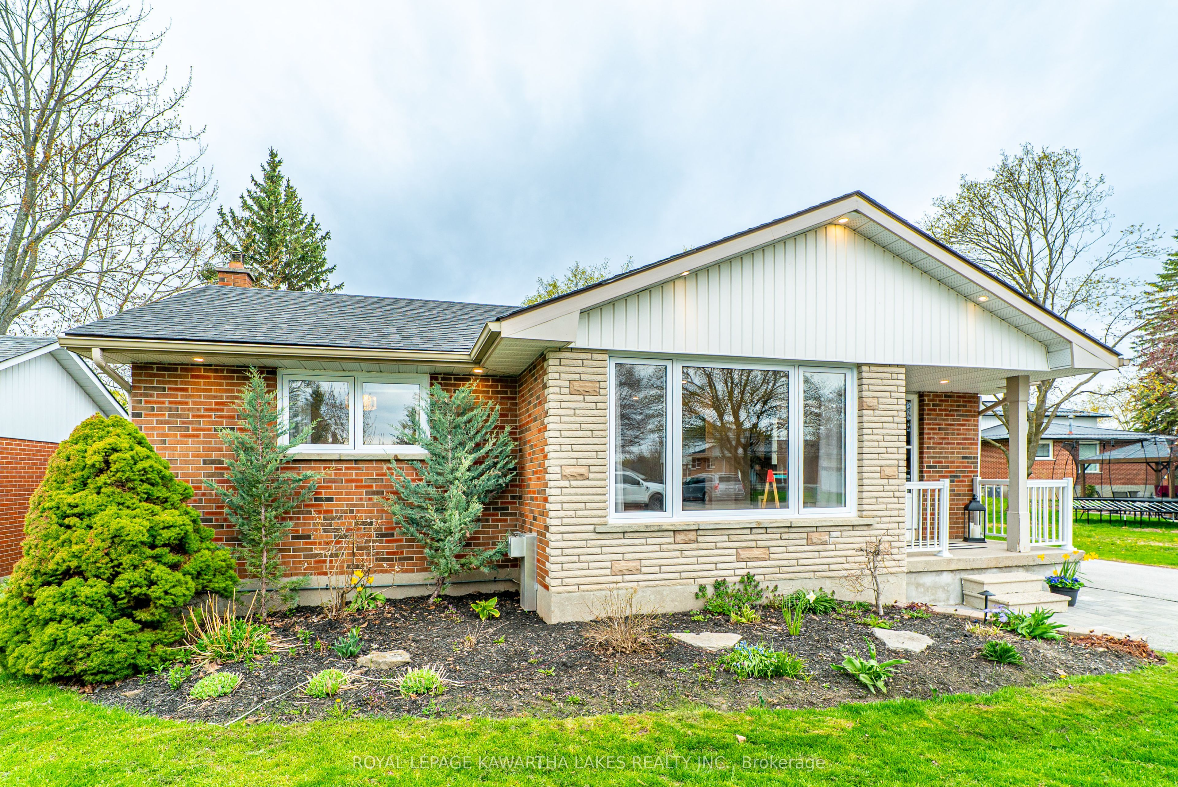 116 Sanderling Crescent, Kawartha Lakes, ON K9V 4N6 photo 2