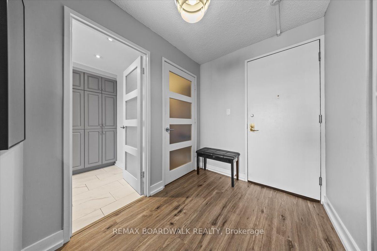 505 St Laurent Boulevard 804, Manor Park - Cardinal Glen and Area, ON K1K 3X4 photo 3