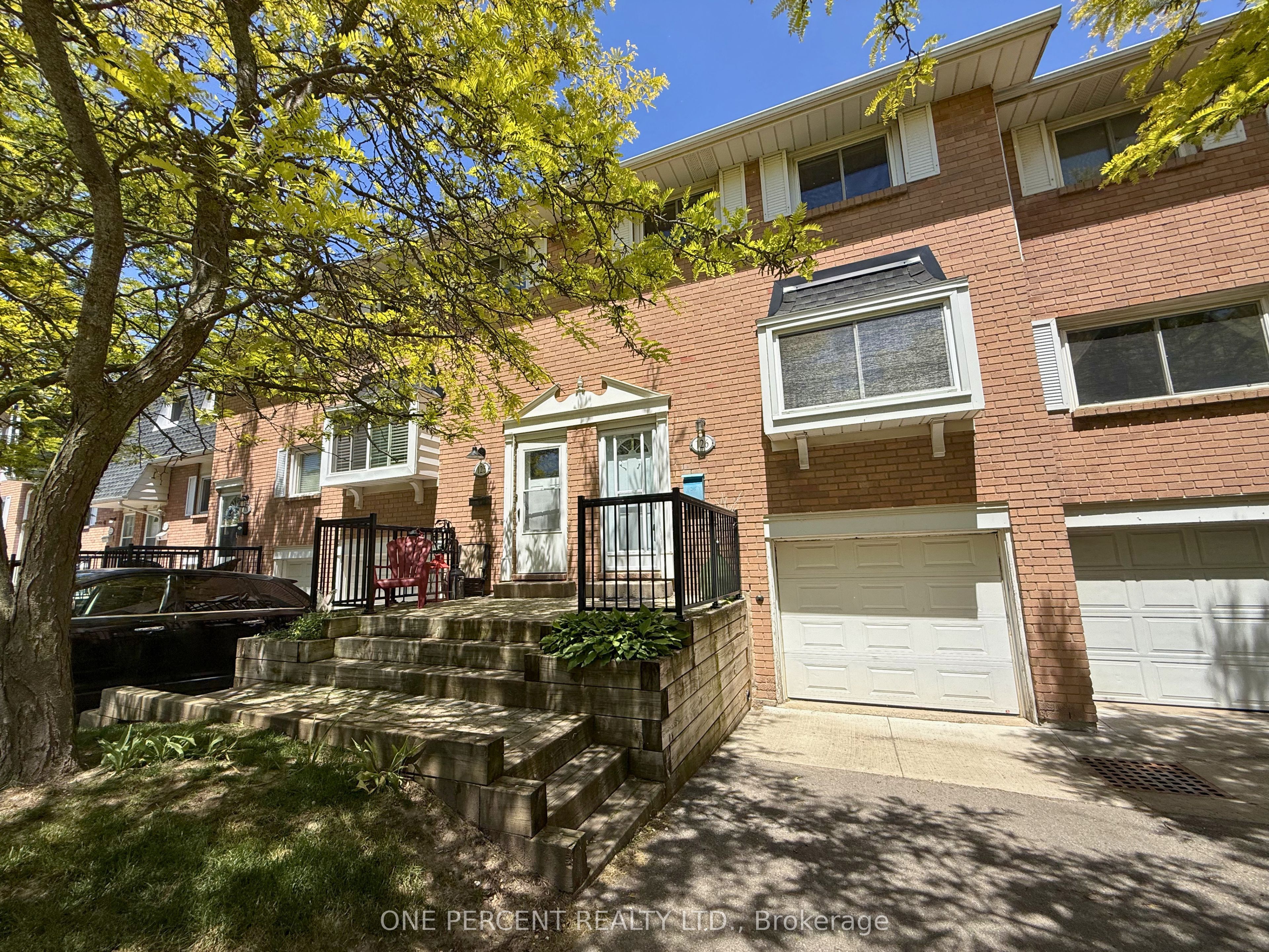 185 Denistoun Street S 126, Welland, ON L3C 6J6