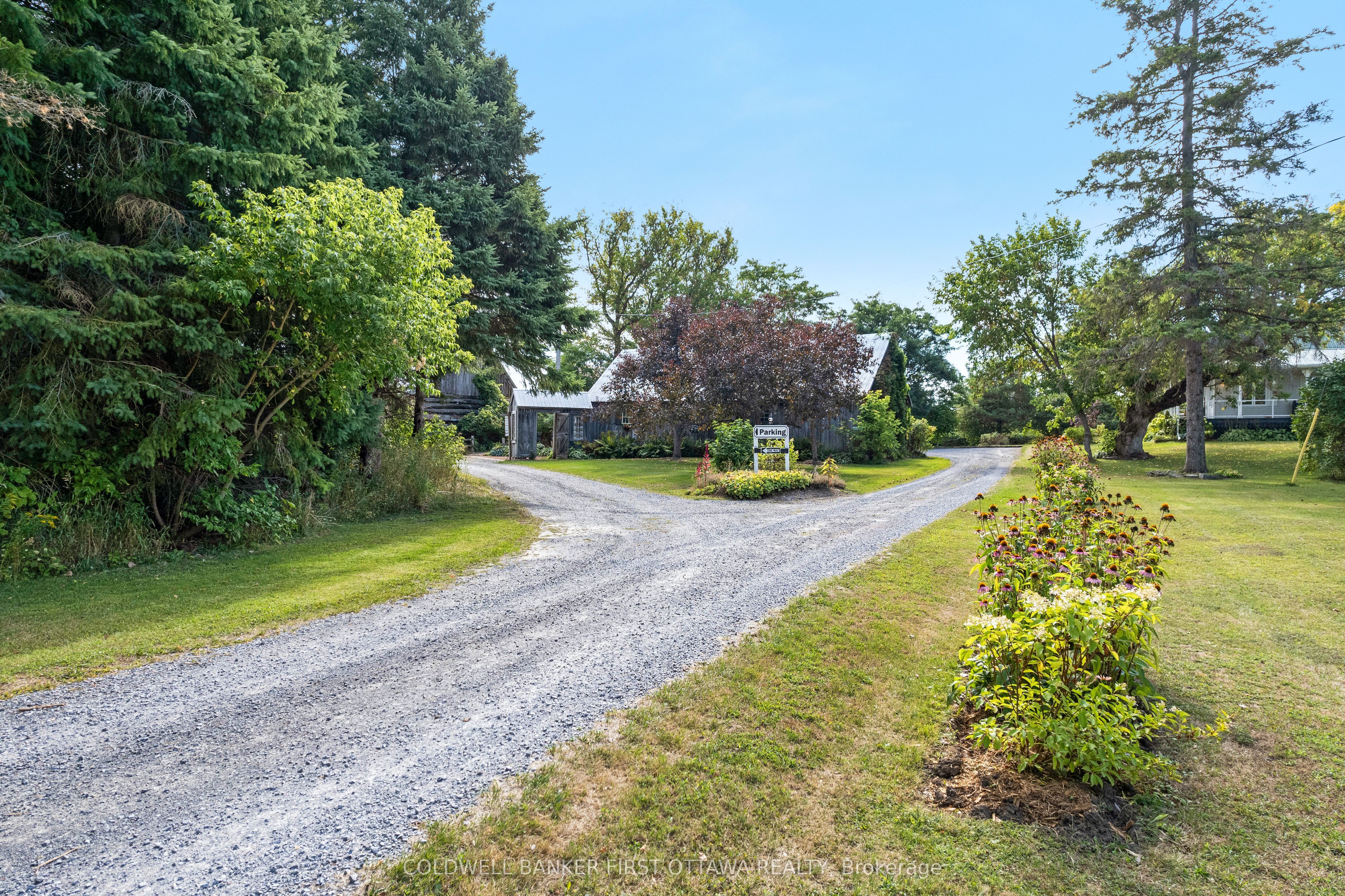 3840 Old Almonte Road, Carp - Huntley Ward, ON K0A 1A0 photo 4