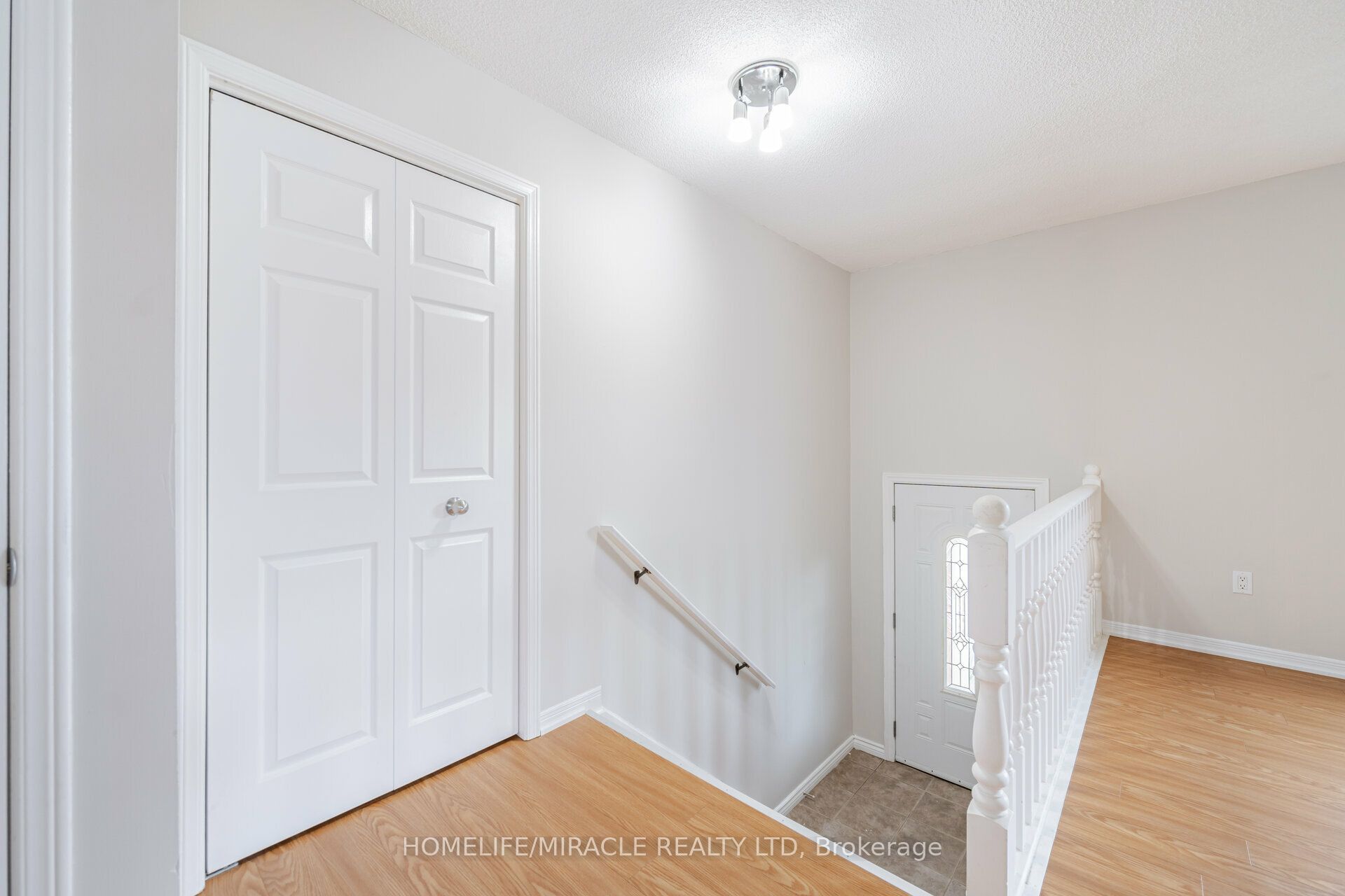 36 Poplar Crescent upper, Welland, ON L3C 6W2 photo 4