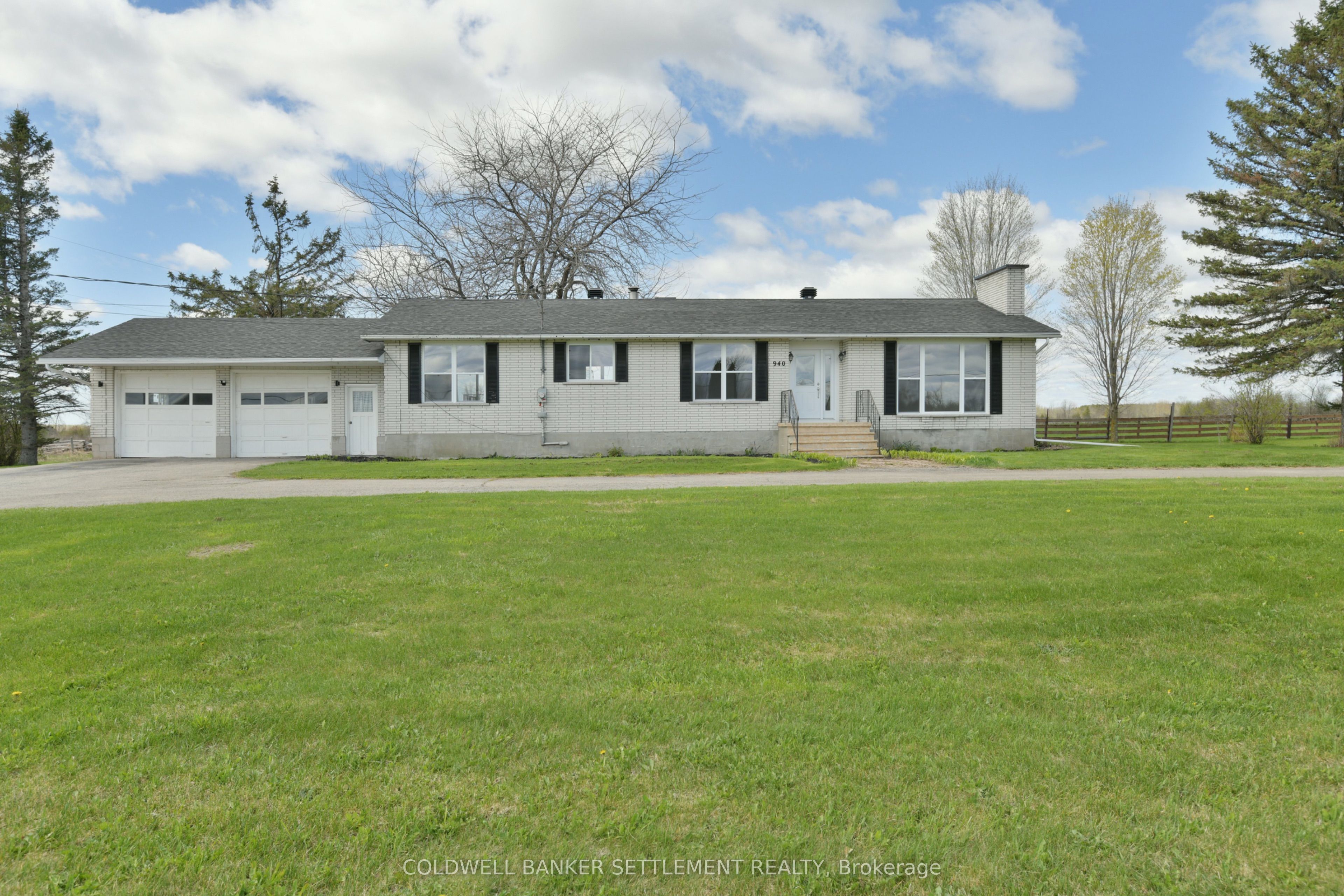 940 County Rd 29 Highway, Elizabethtown-Kitley, ON K0G 1G0 photo 3
