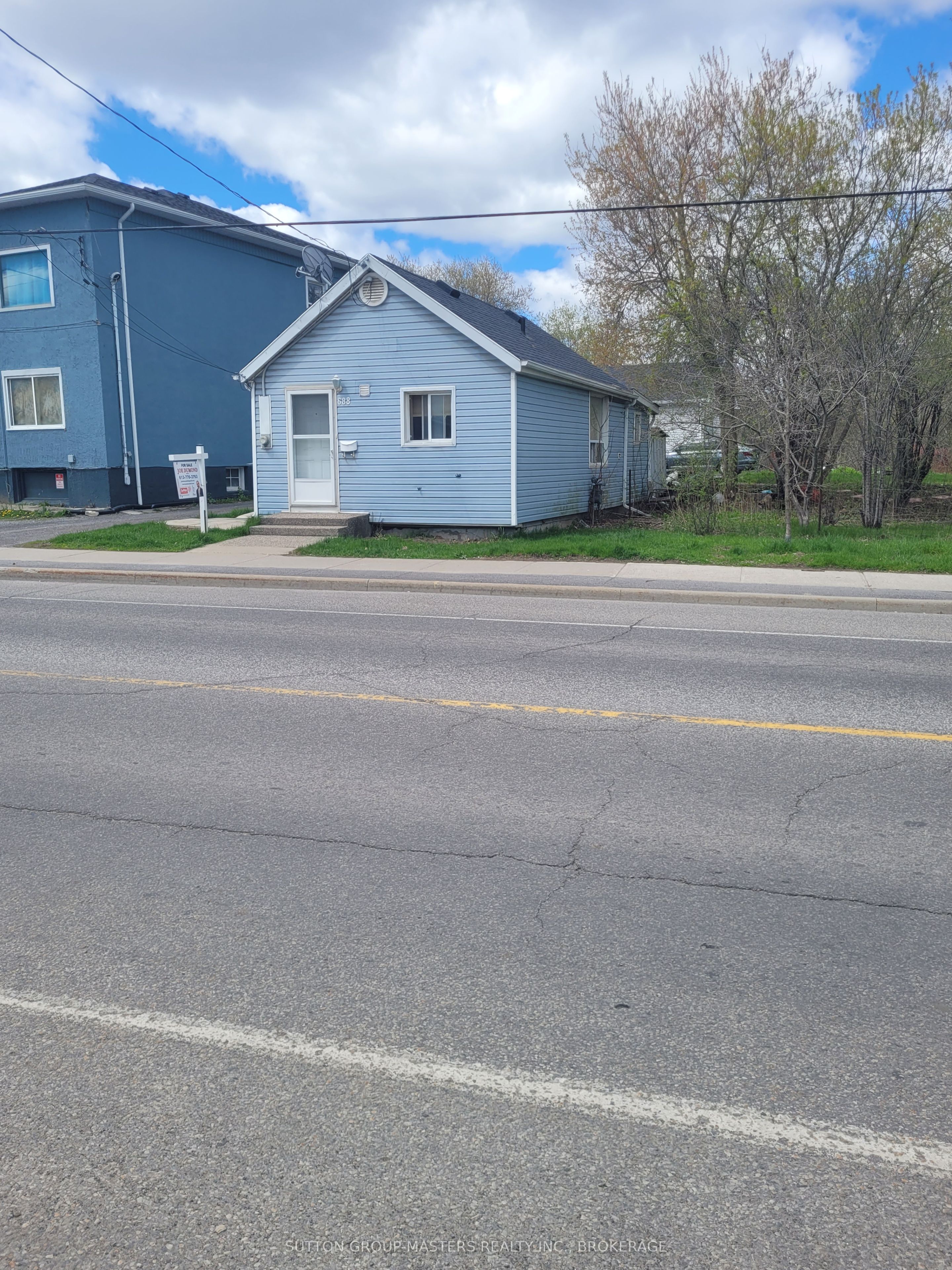 688 Montreal Street, Kingston, ON K7K 3J4 photo 3